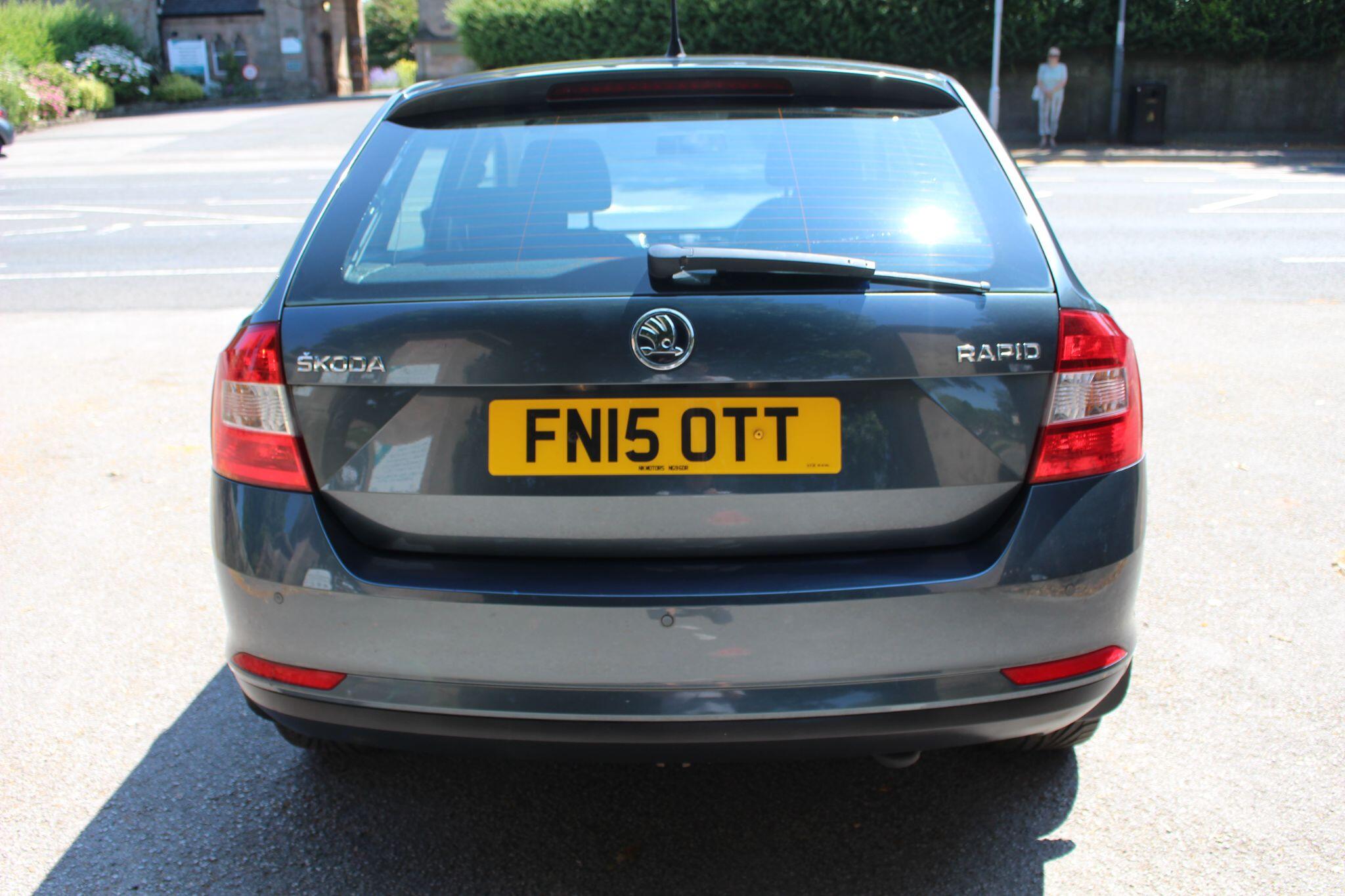 Skoda Rapid Spaceback view 4