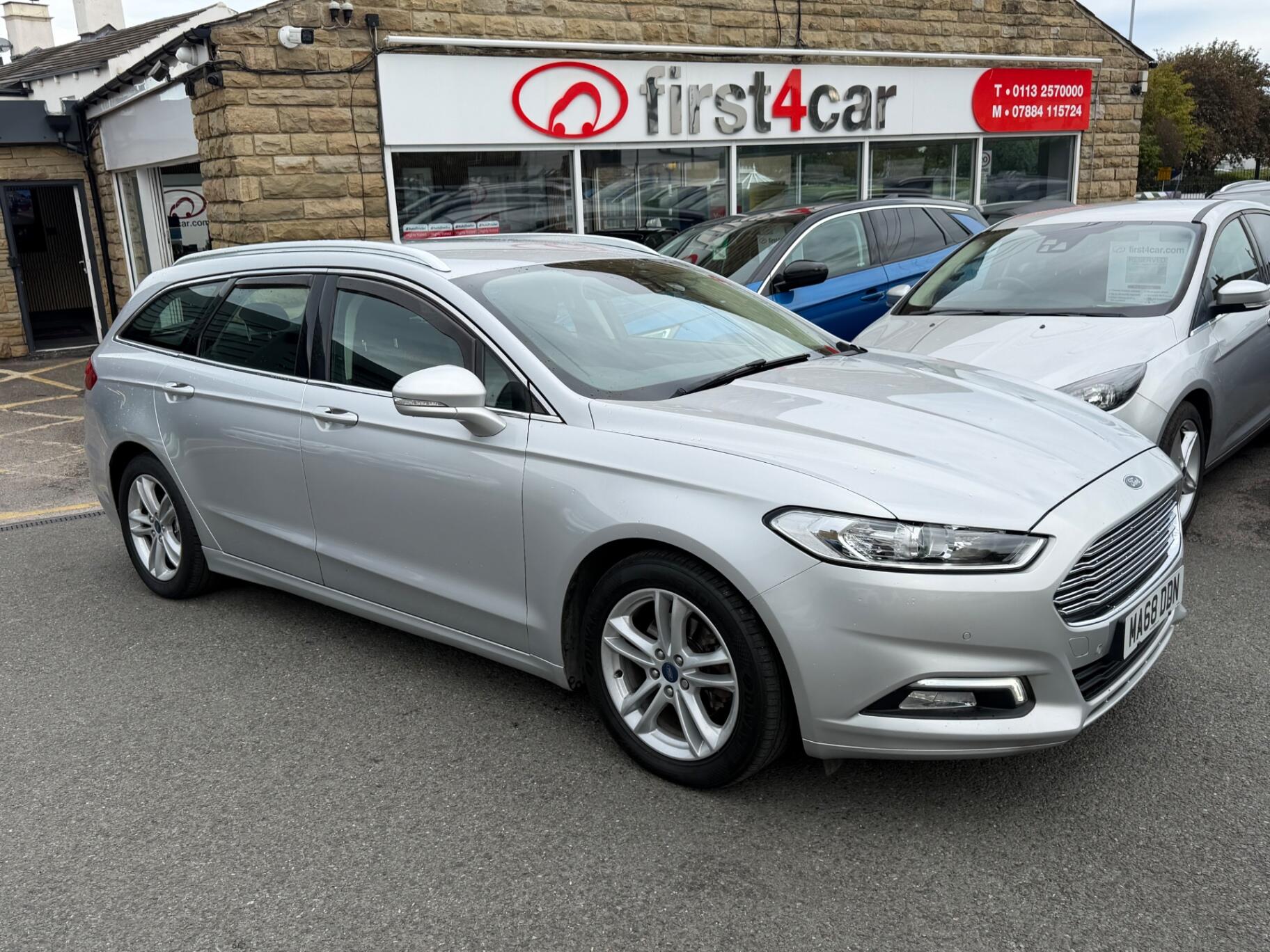 Ford Mondeo view 4