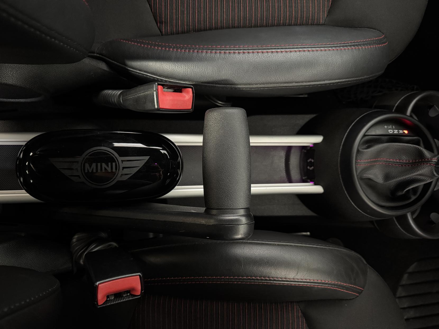Mini Countryman view 56