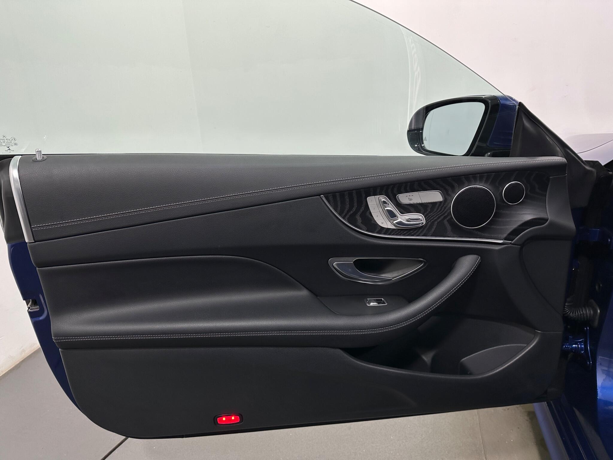 Mercedes-Benz E-Class view 38