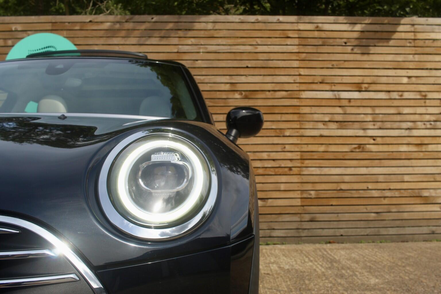 Mini Clubman view 31