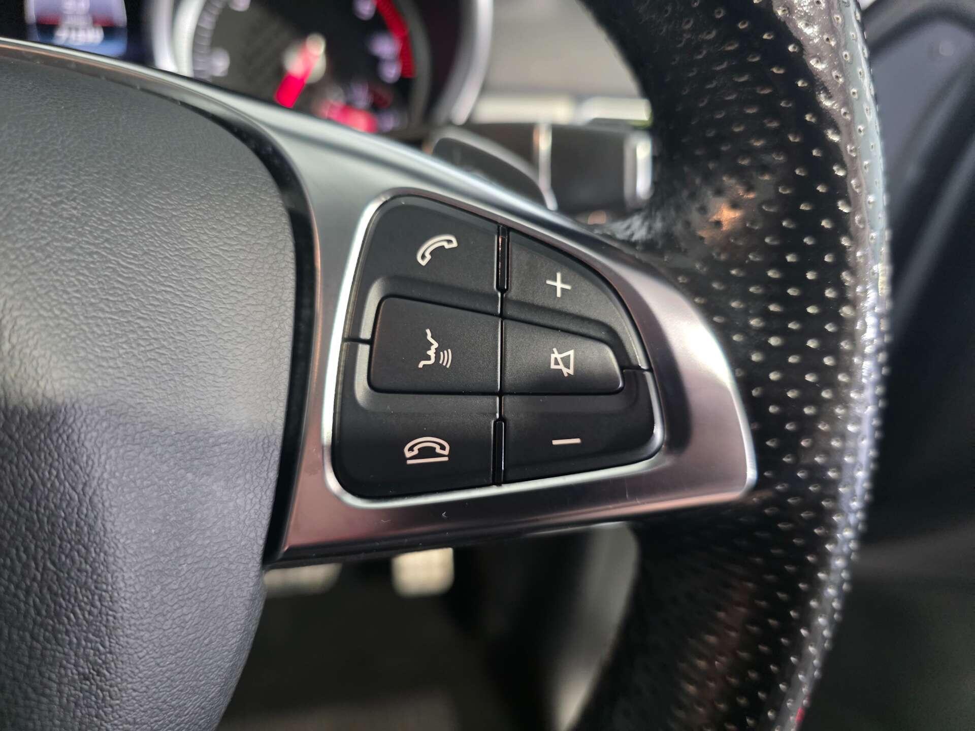 Mercedes-Benz Gle view 19