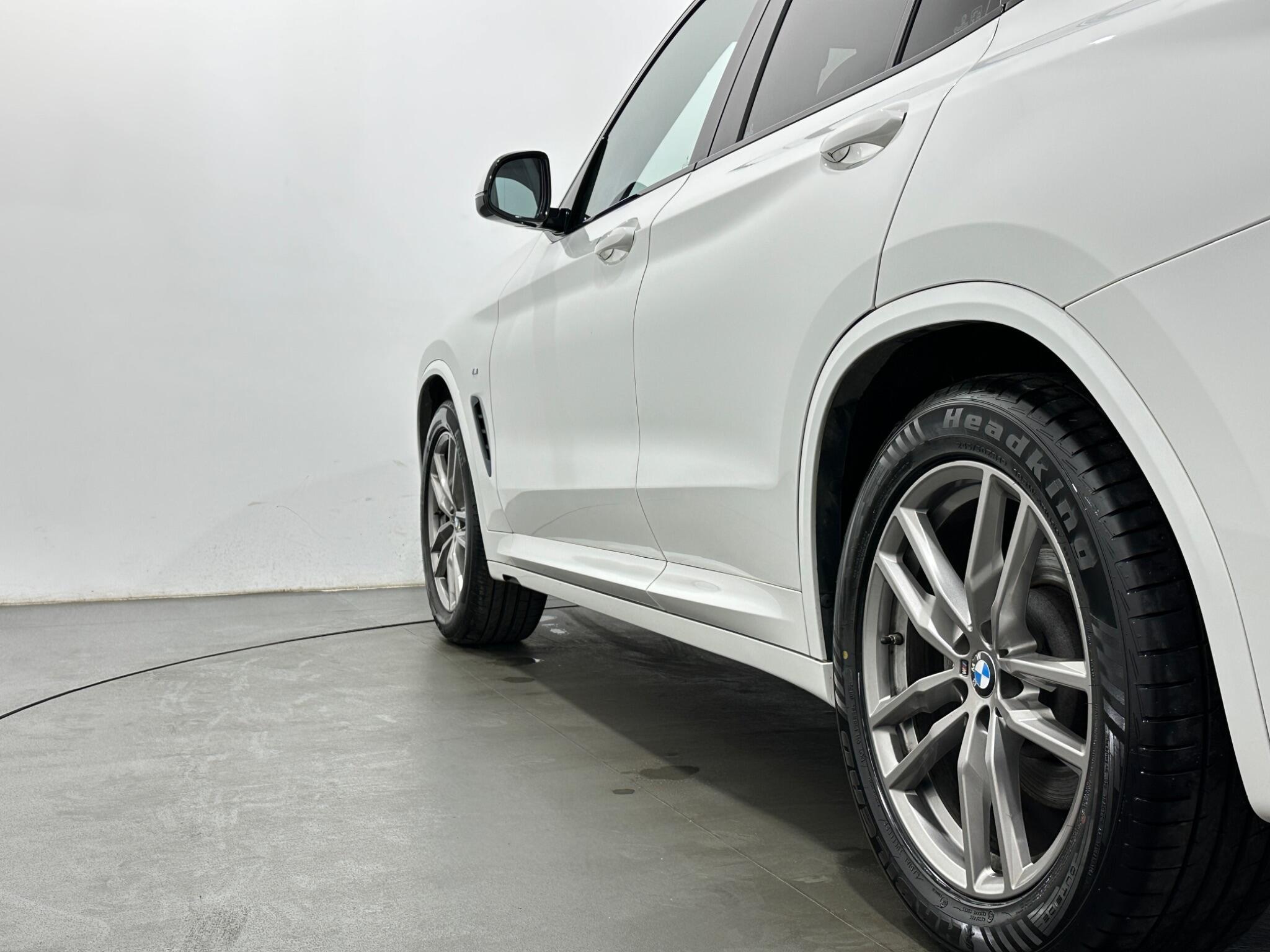 BMW X3 view 50