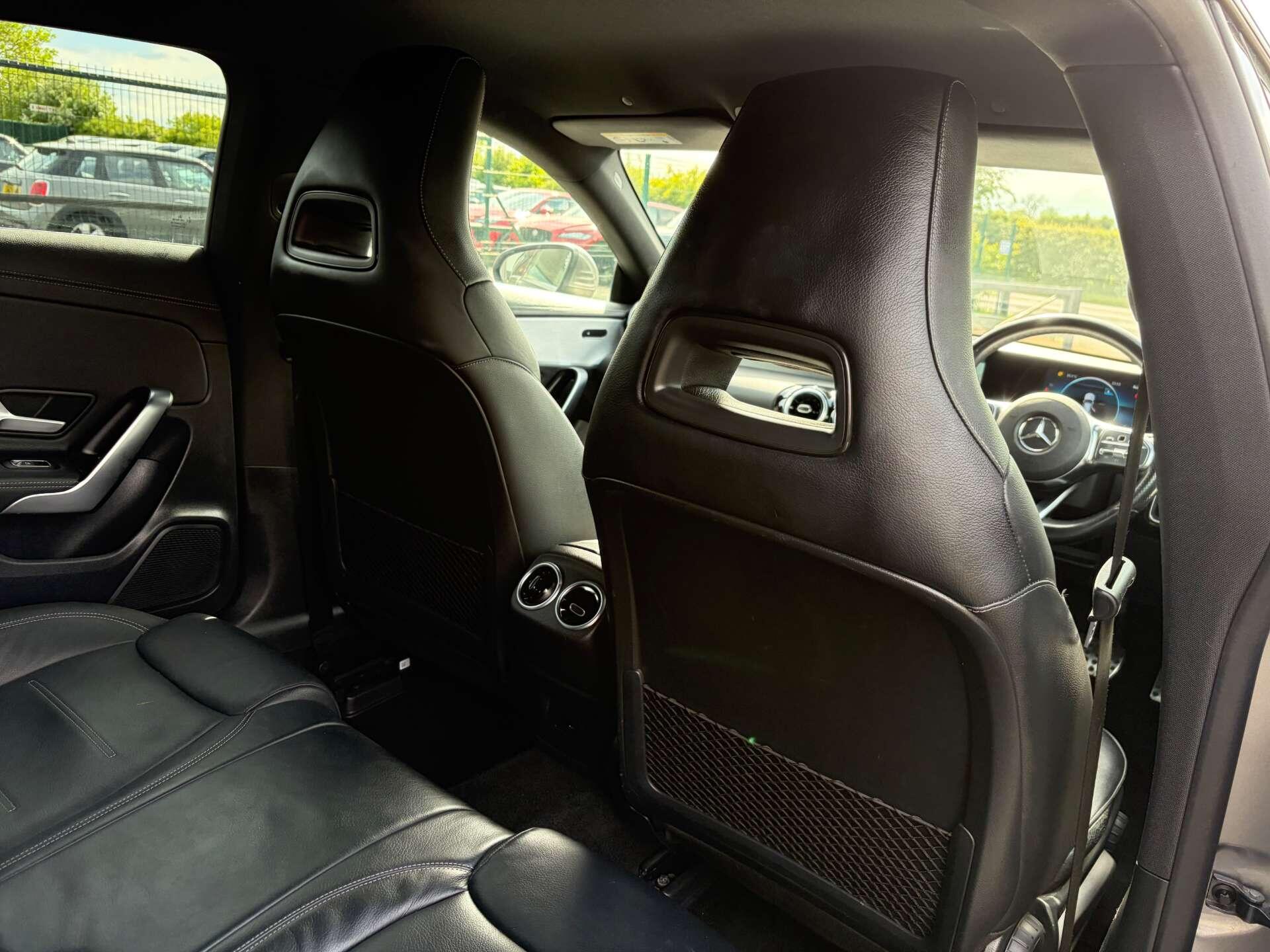 Mercedes-Benz Cla view 30