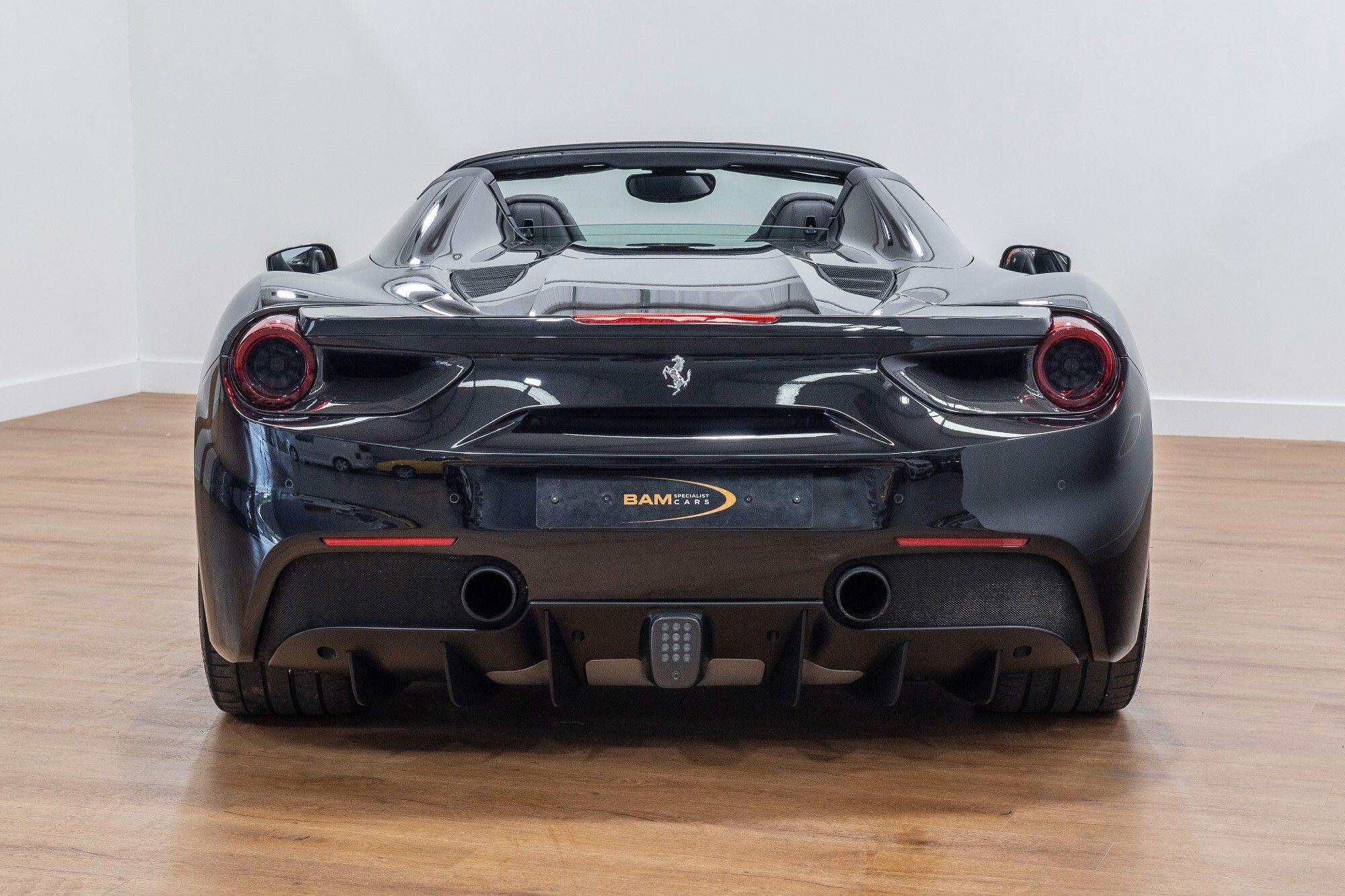 Ferrari 488 view 8