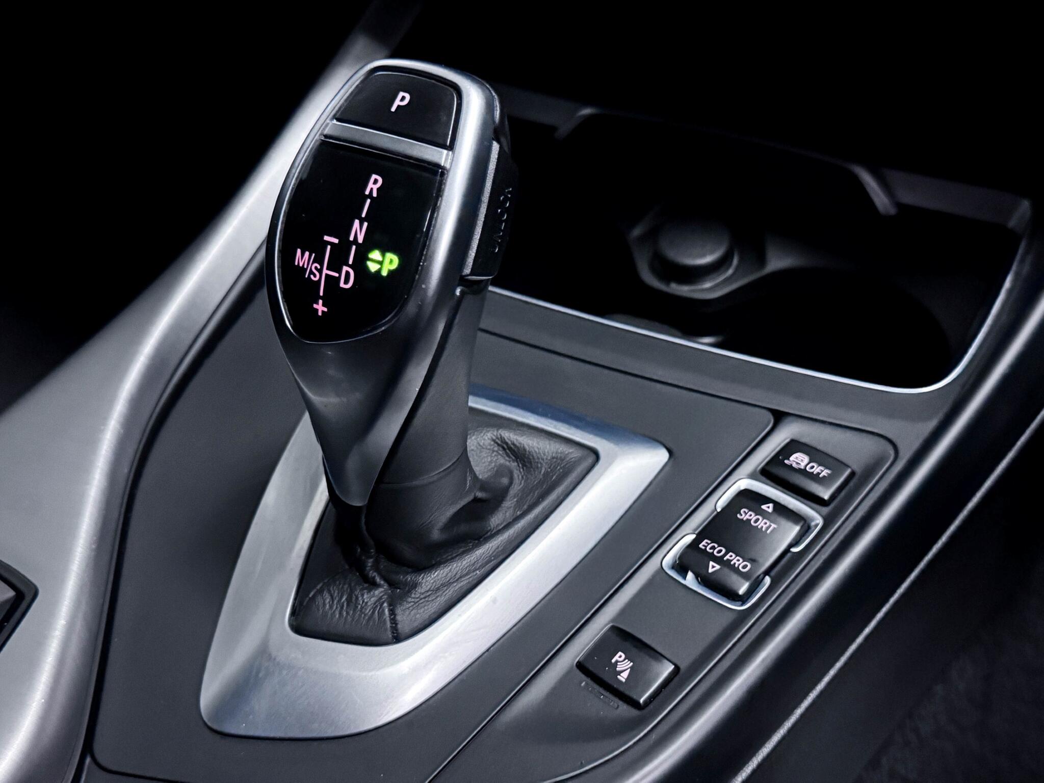 BMW 1 Series view 27