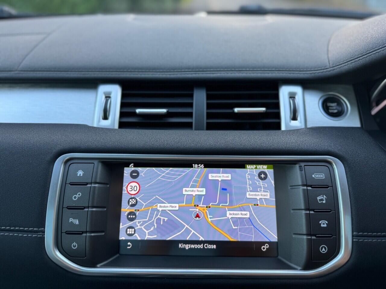 Land Rover Range Rover Evoque view 12
