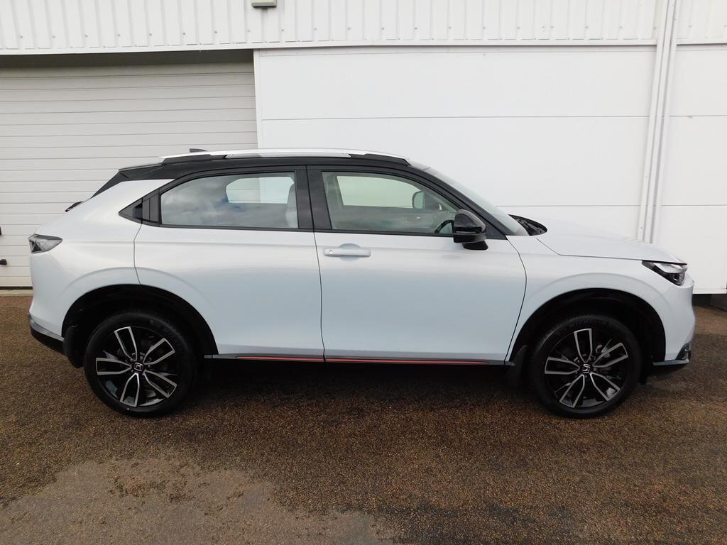 HR-V