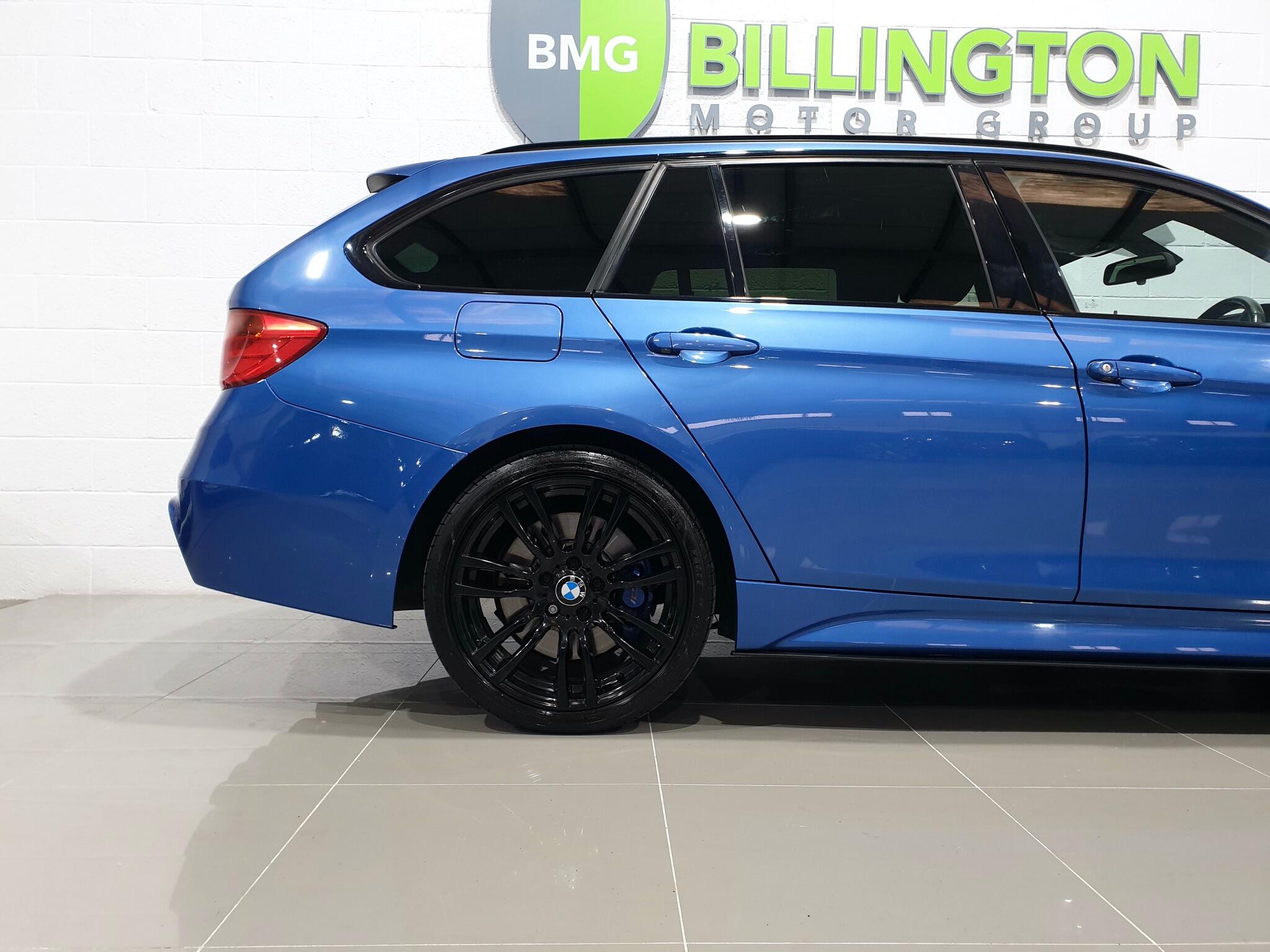 BMW 3 Series view 15