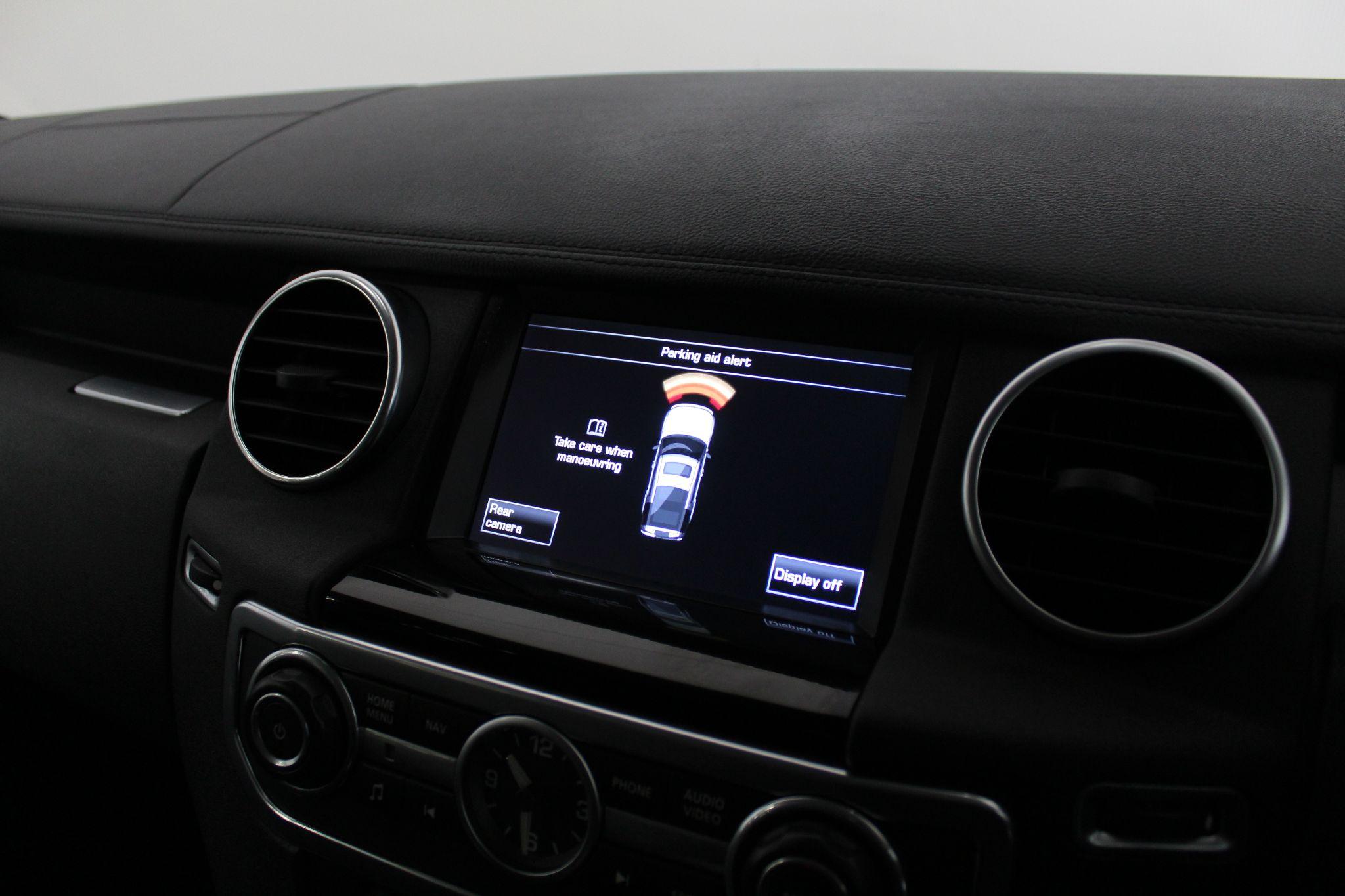 Land Rover Discovery view 38