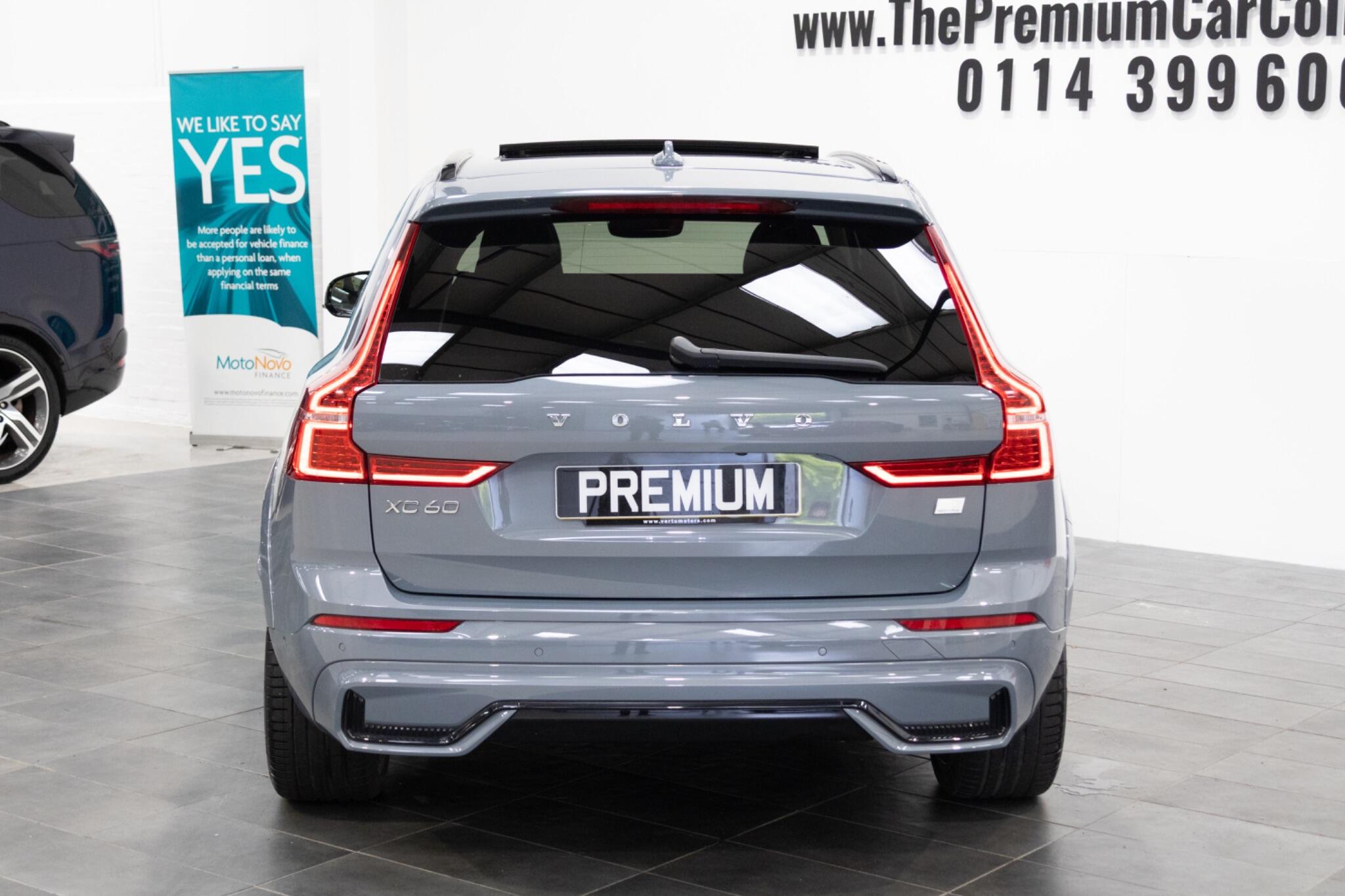 Volvo XC60 view 8