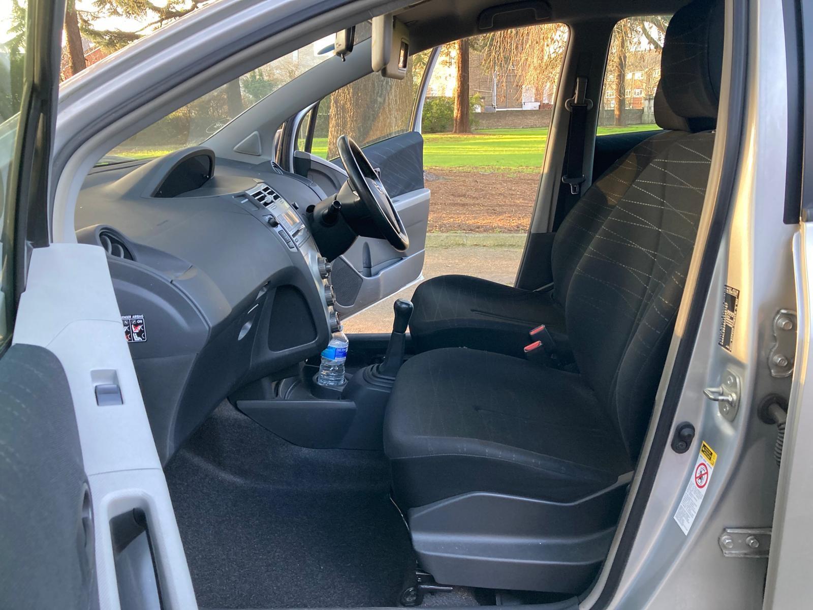 Toyota Yaris view 7