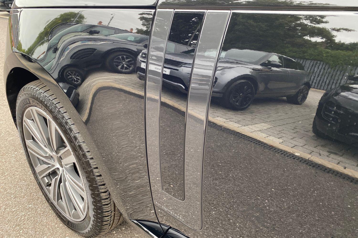 Land Rover Range Rover view 52