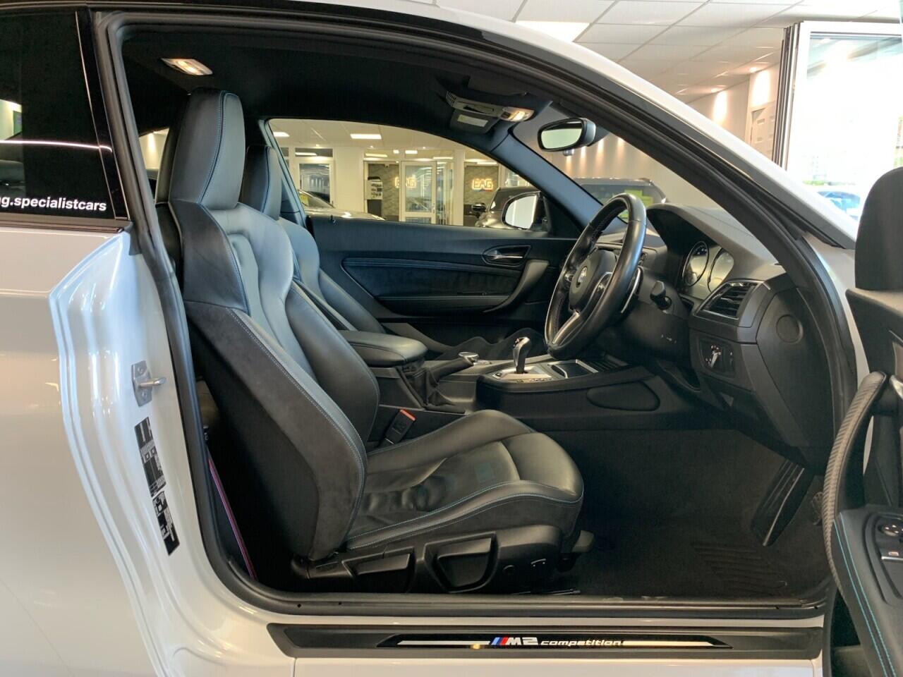 BMW M2 view 20