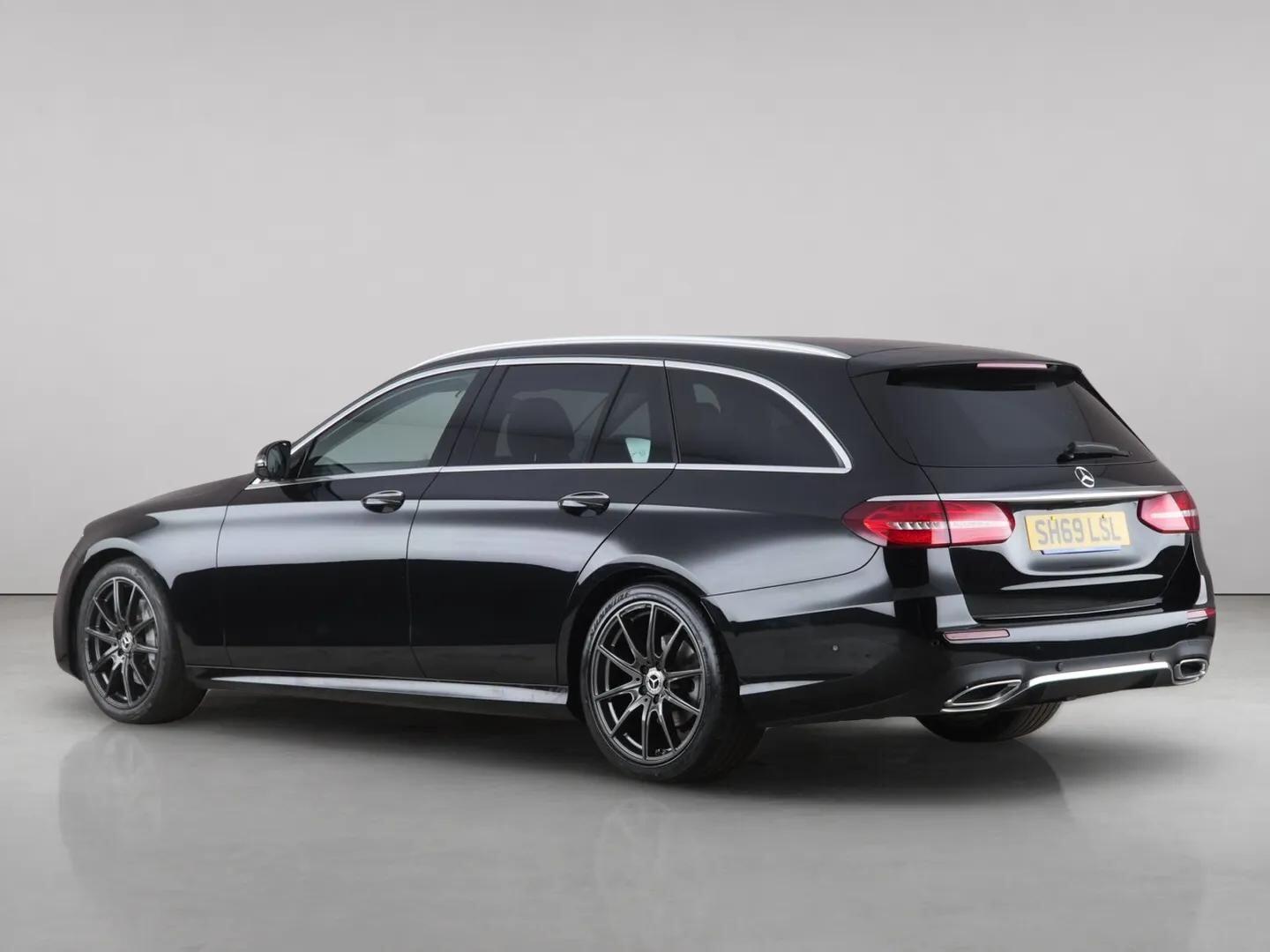 Mercedes-Benz E-Class view 8