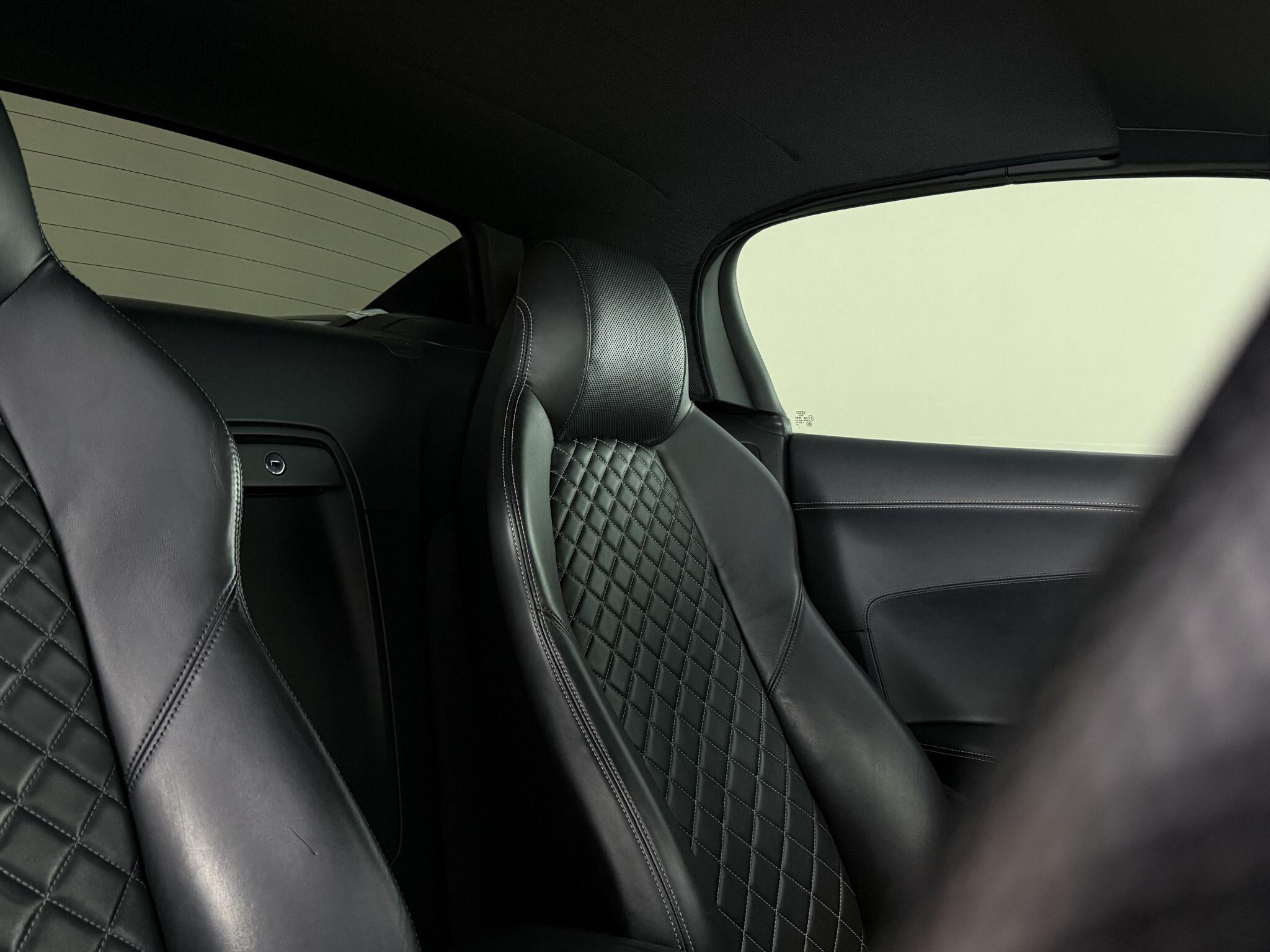 Audi R8 view 51