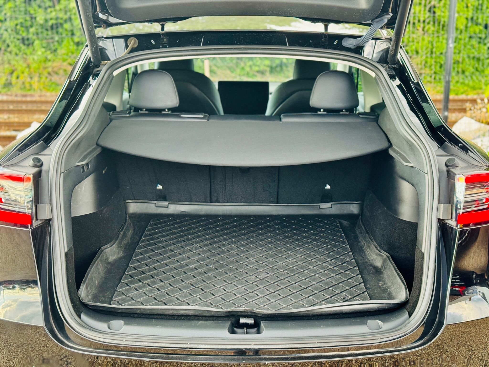 Tesla Model Y view 33