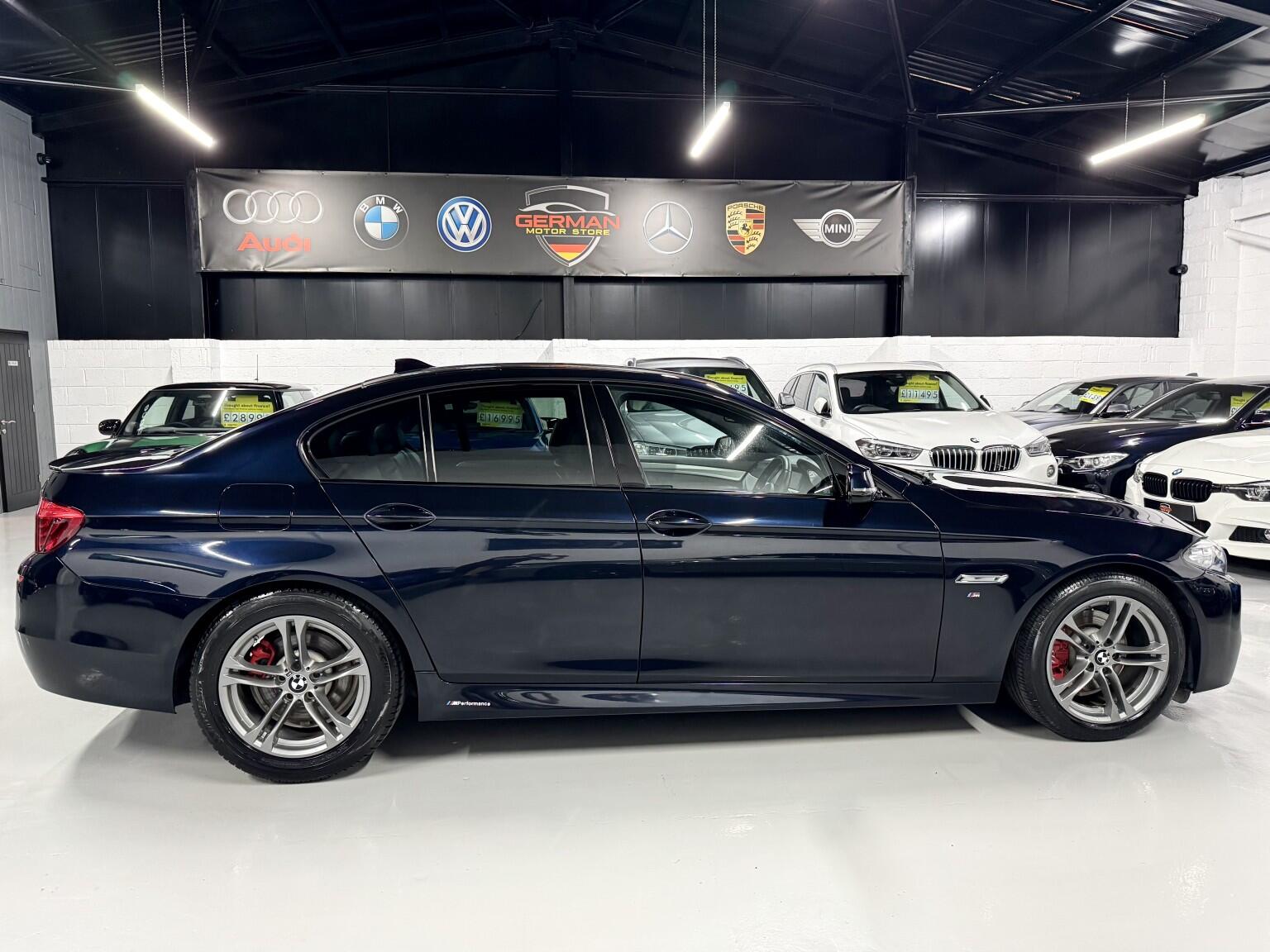 BMW 5 Series view 26