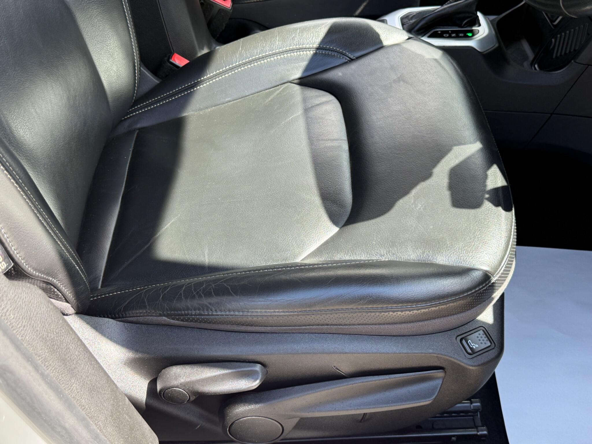 Jeep Renegade - Image 32