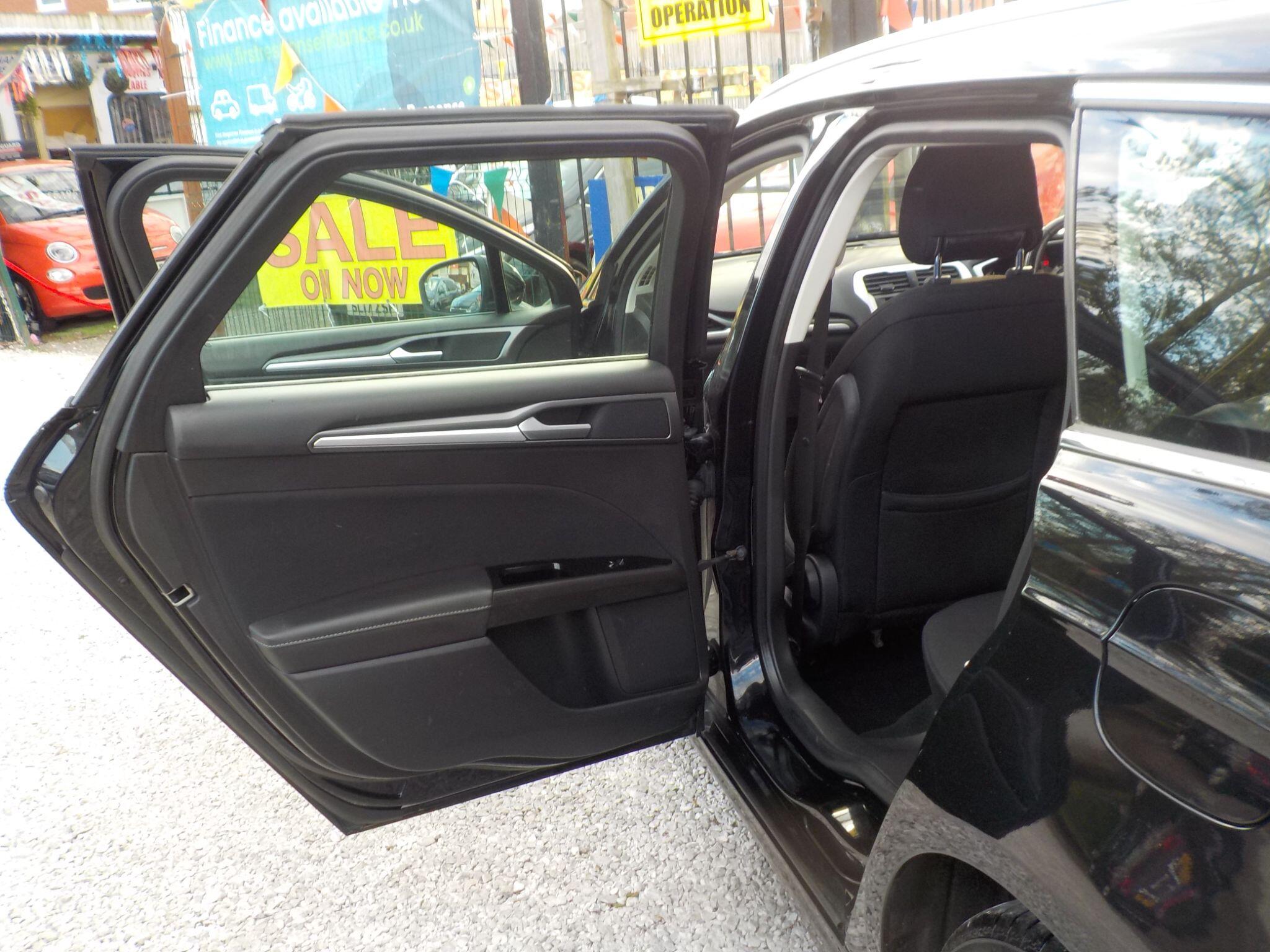 Ford Mondeo 2.0 TDCi ECOnetic Zetec Euro 6 (s/s) 5dr