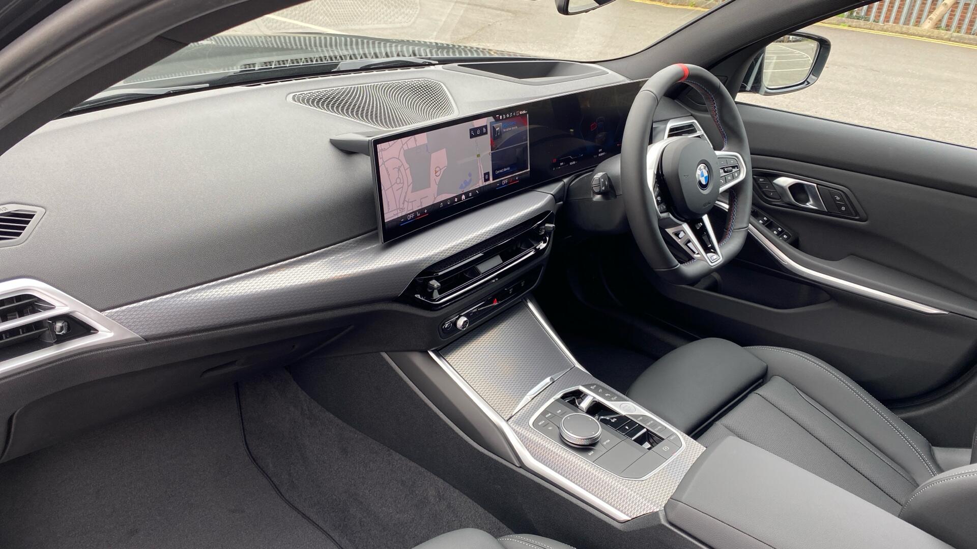 BMW 3 Series view 7