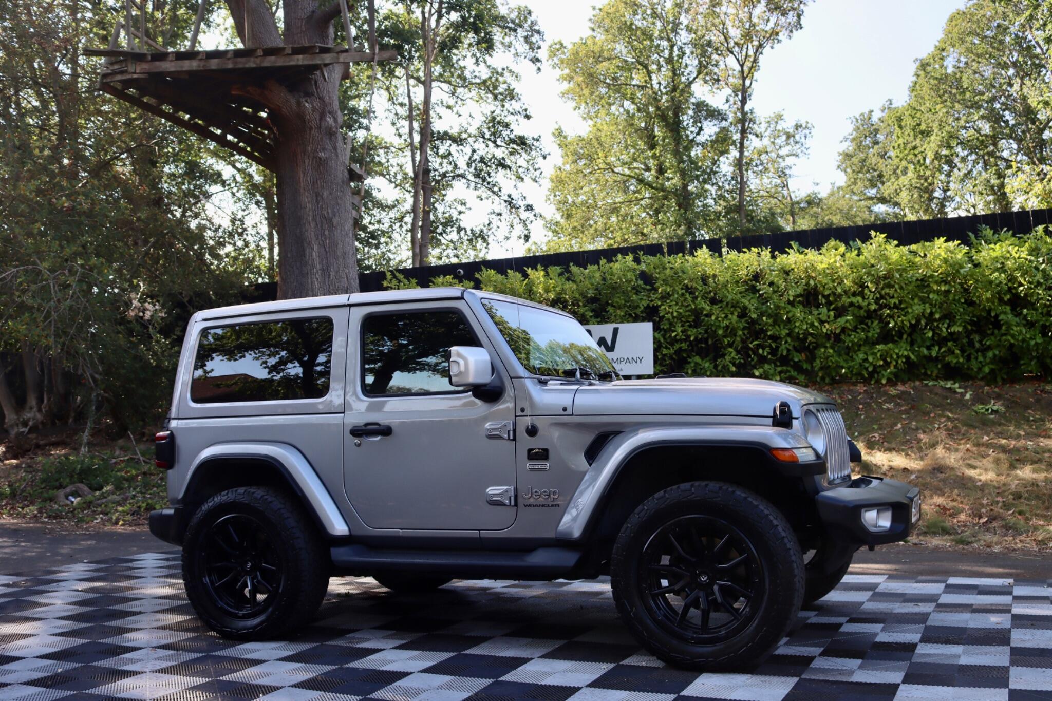 Jeep Wrangler view 19