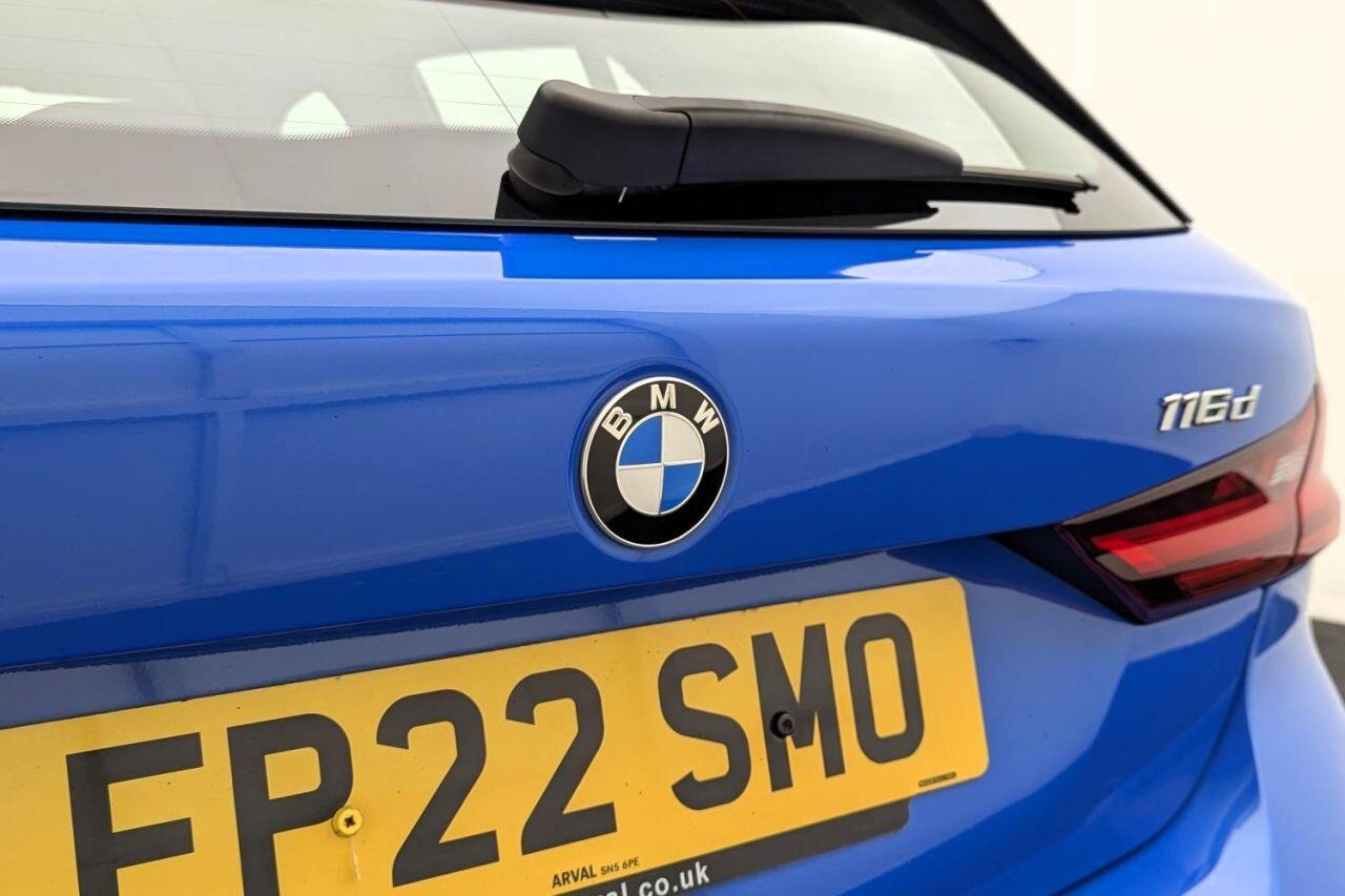 BMW 1 Series view 51