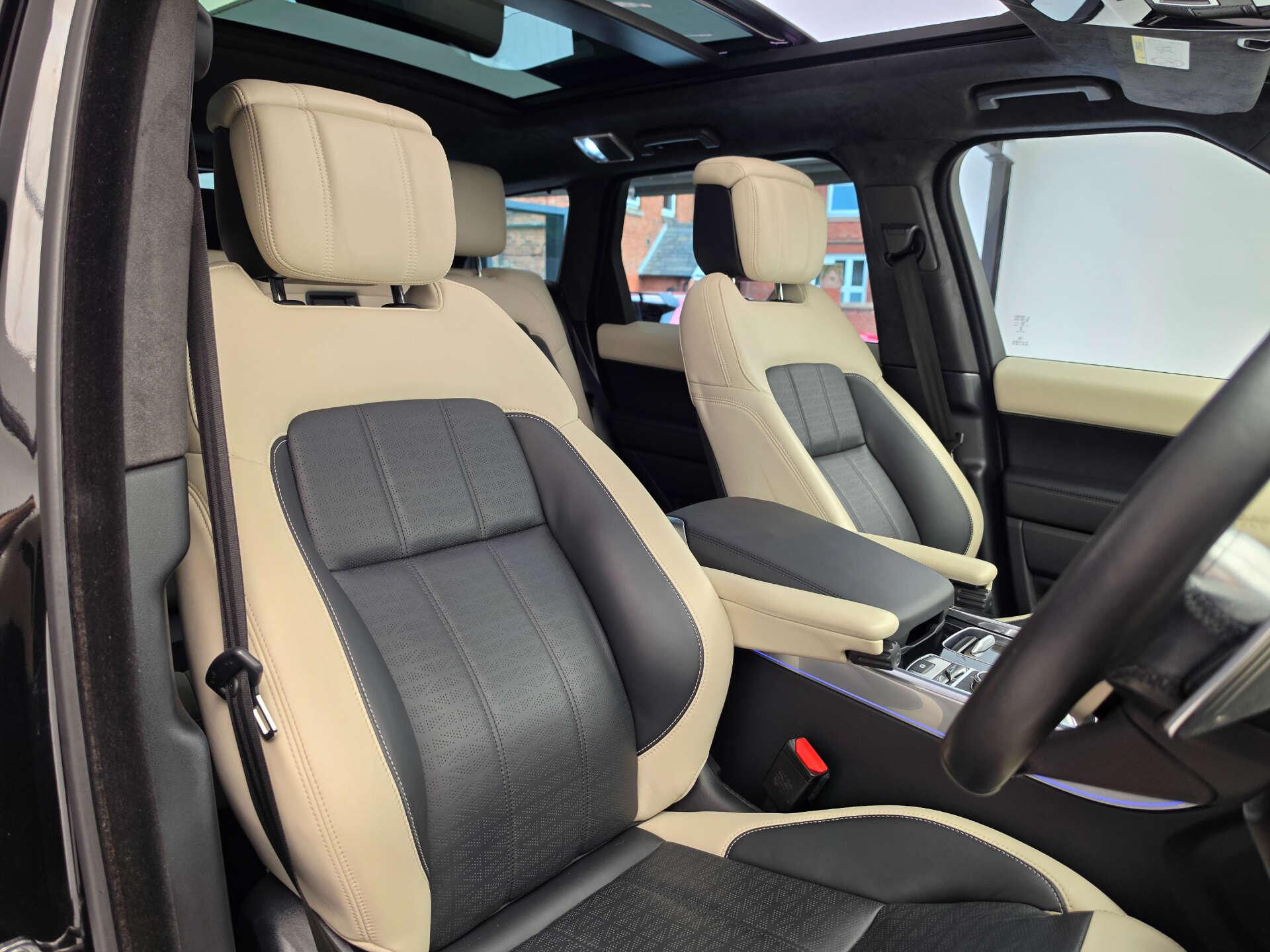 Land Rover Range Rover Sport view 8