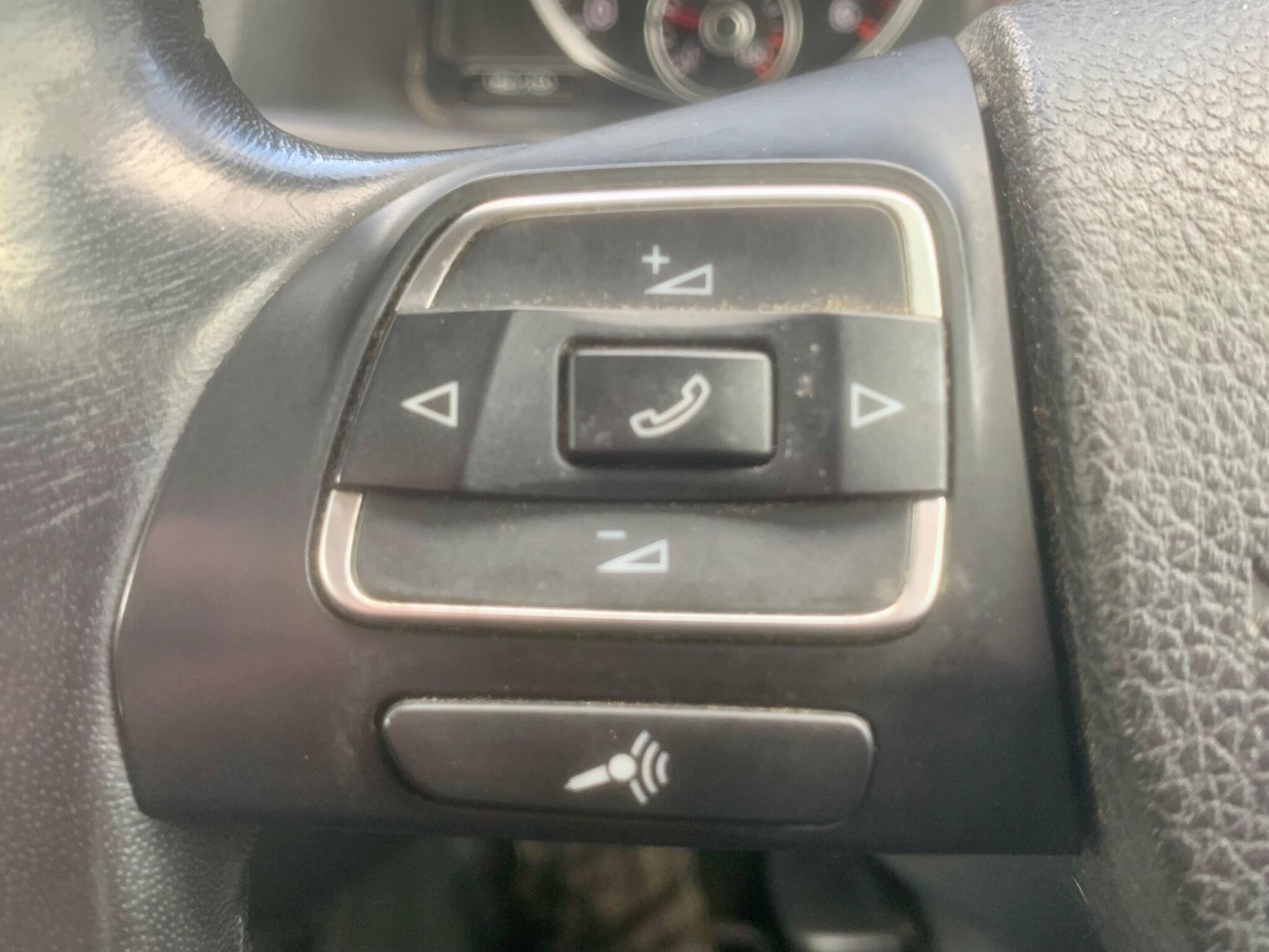 Volkswagen Tiguan view 56