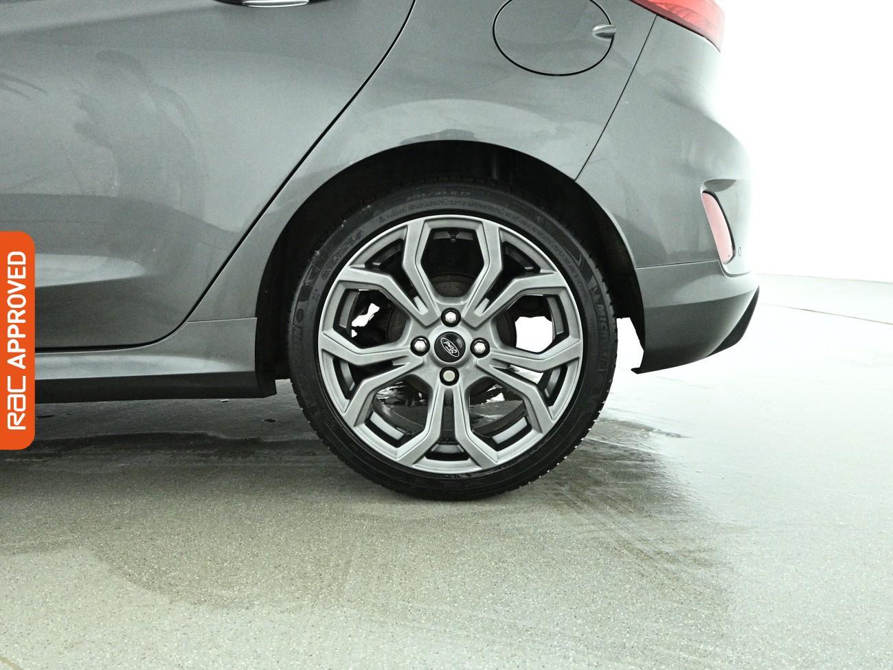 Ford Fiesta view 27