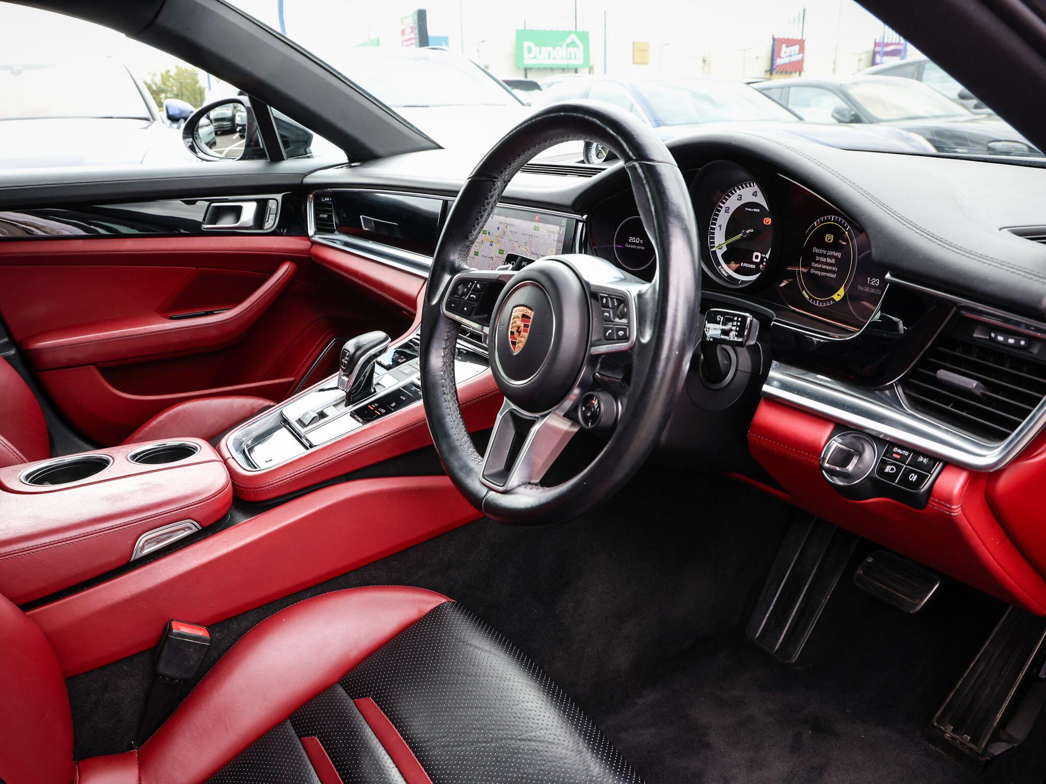 Porsche Panamera view 42