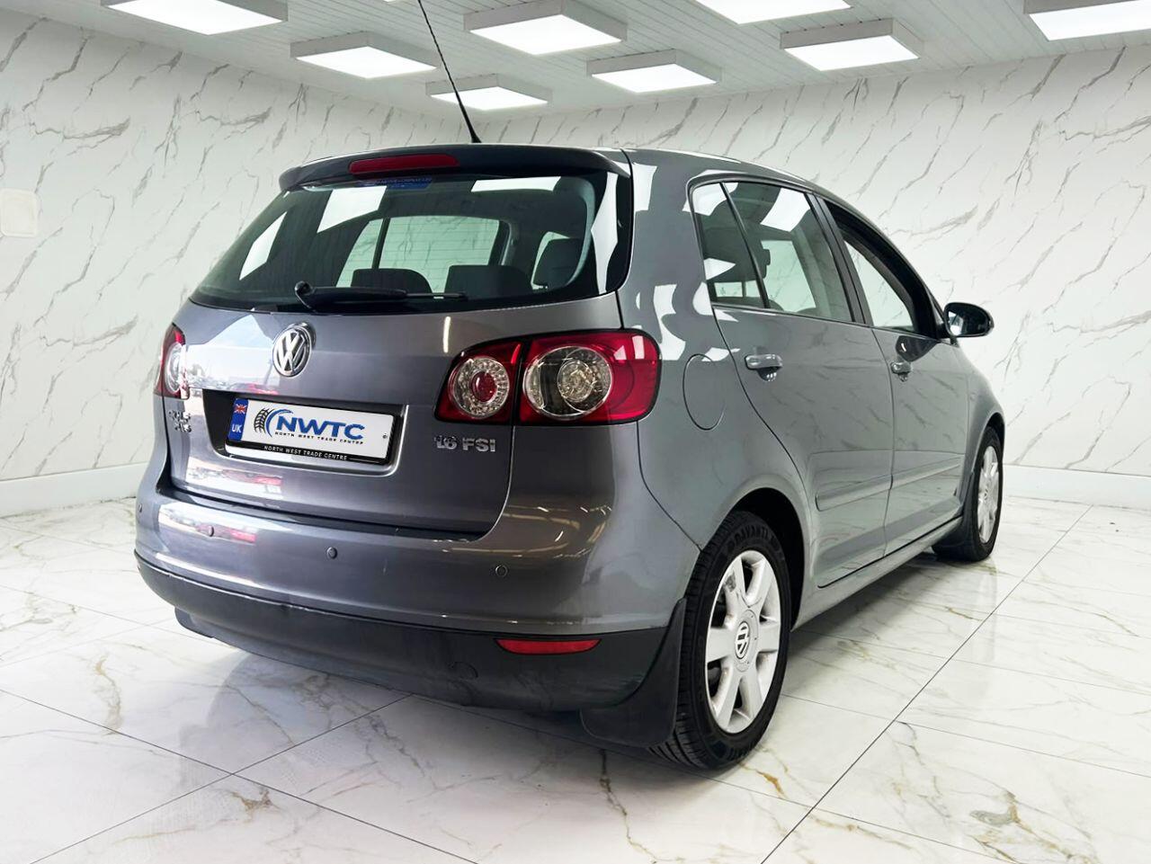 Volkswagen Golf Plus view 11