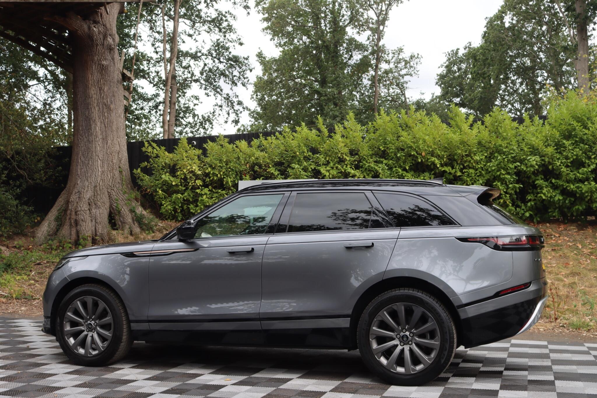 Land Rover Range Rover Velar view 22