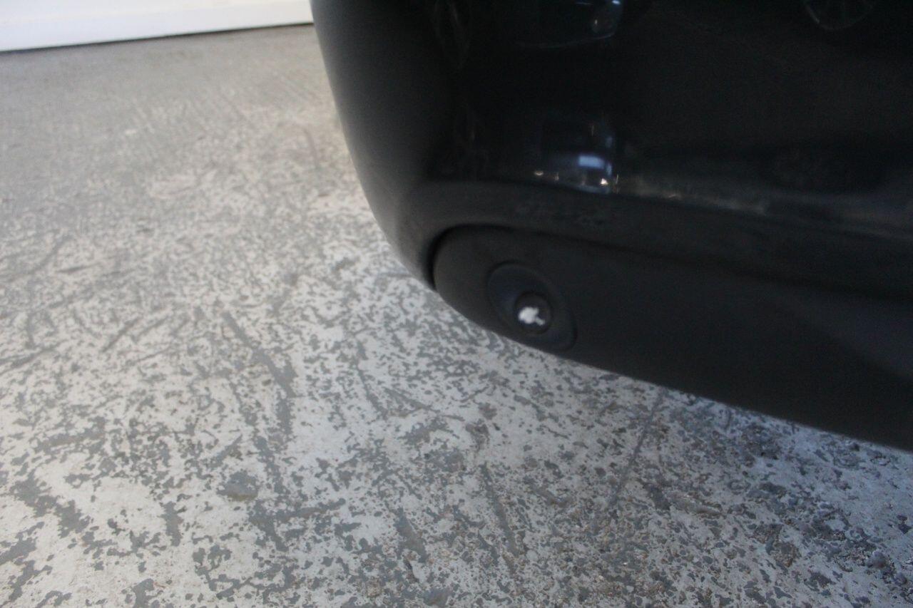 Volvo V70 view 16