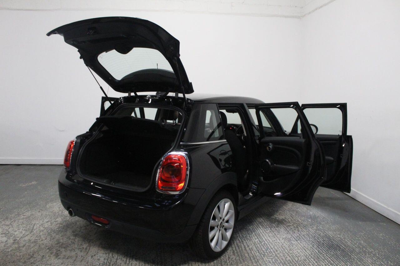 Mini Hatch view 18