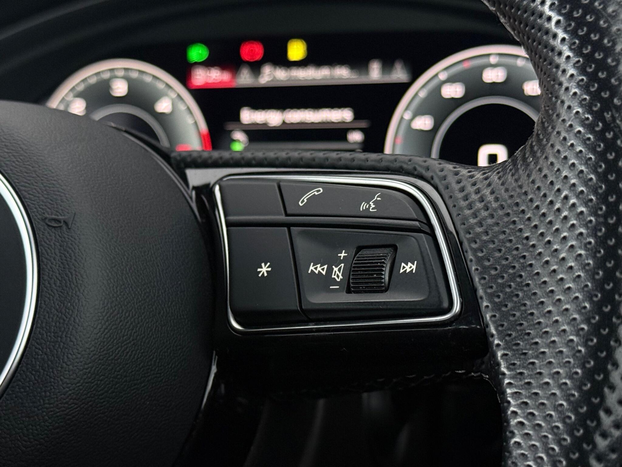 Audi A4 view 15