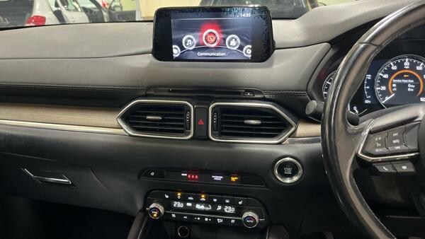 Mazda Skyactiv-G view 11