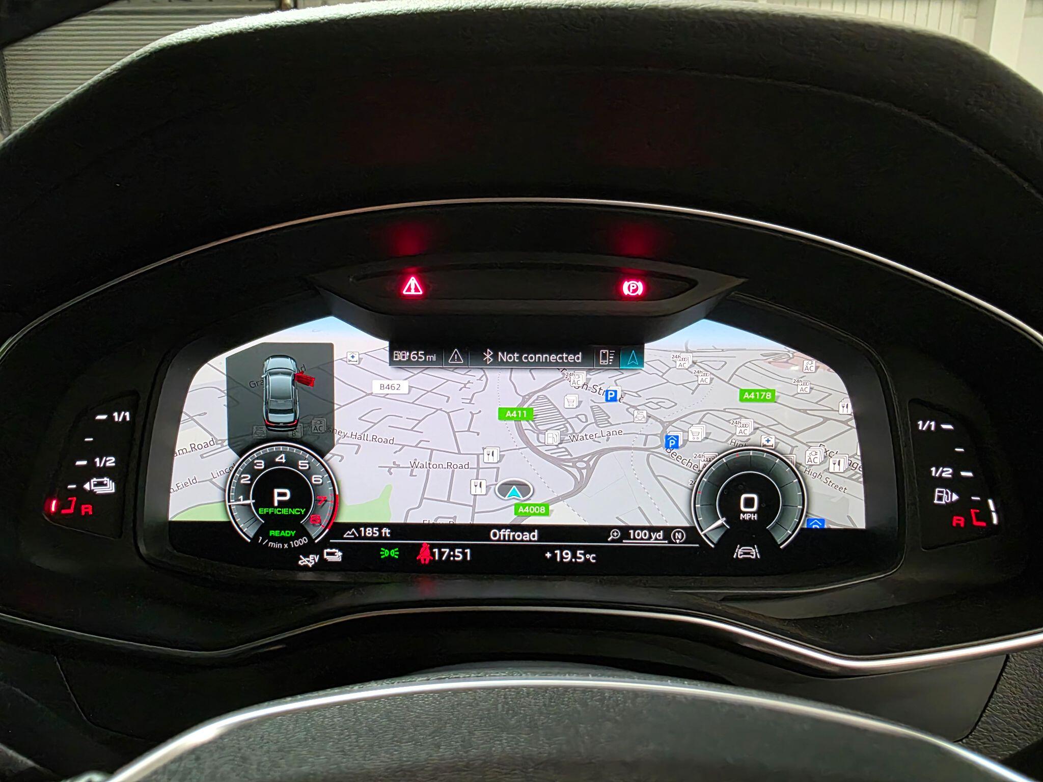 Audi A6 Saloon view 13