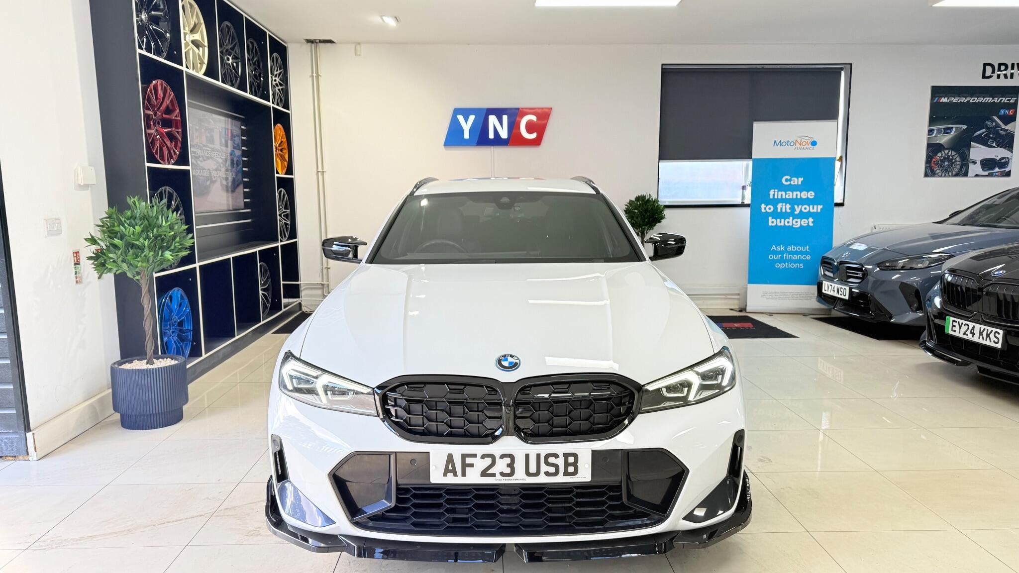 BMW 3 Series view 46