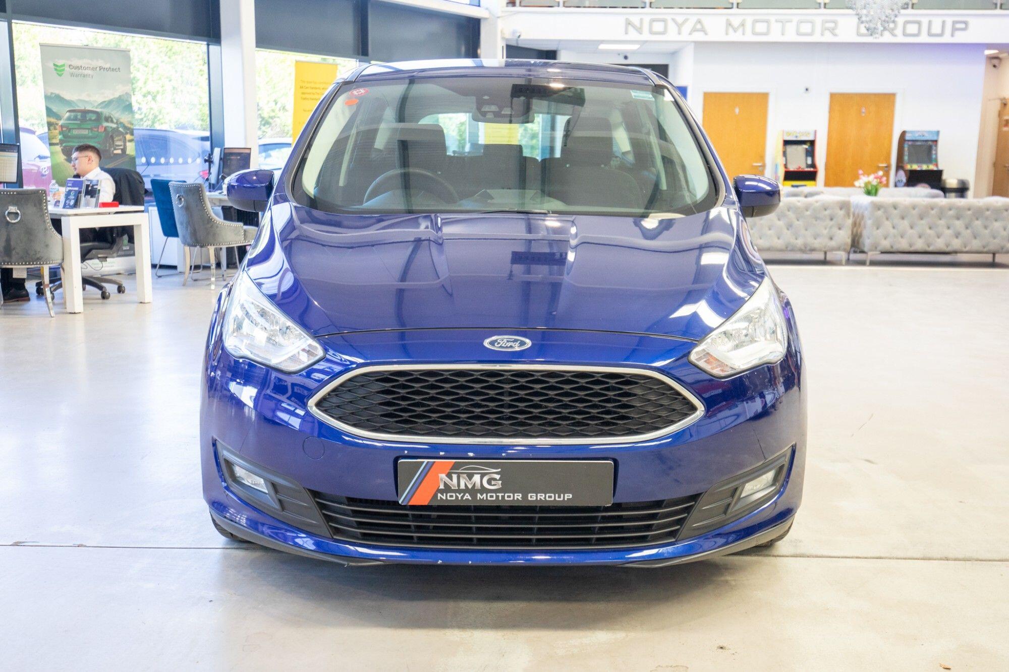 Ford C-Max view 11