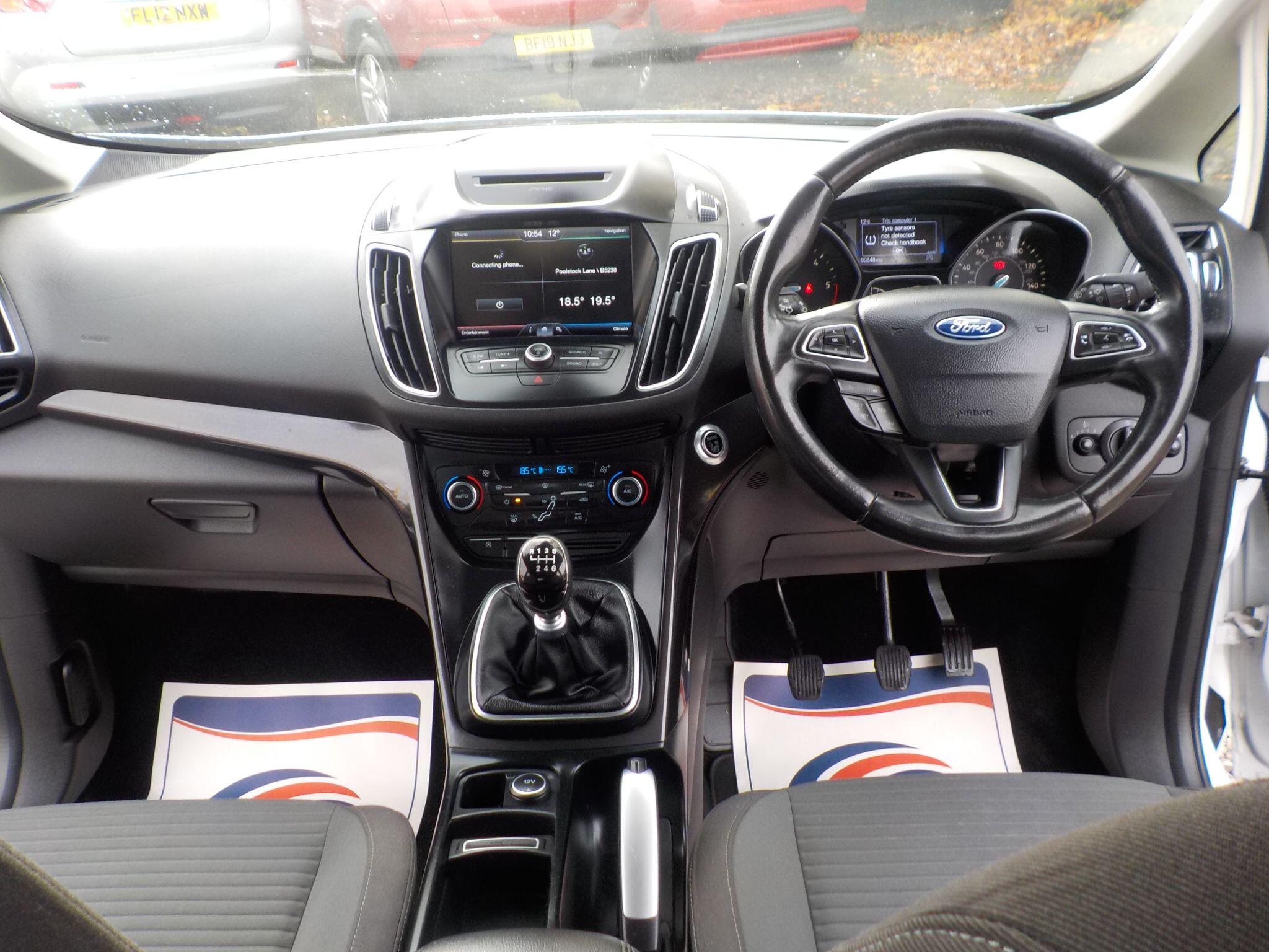 Ford Grand C-Max 1.5 TDCi Titanium Euro 6 (s/s) 5dr