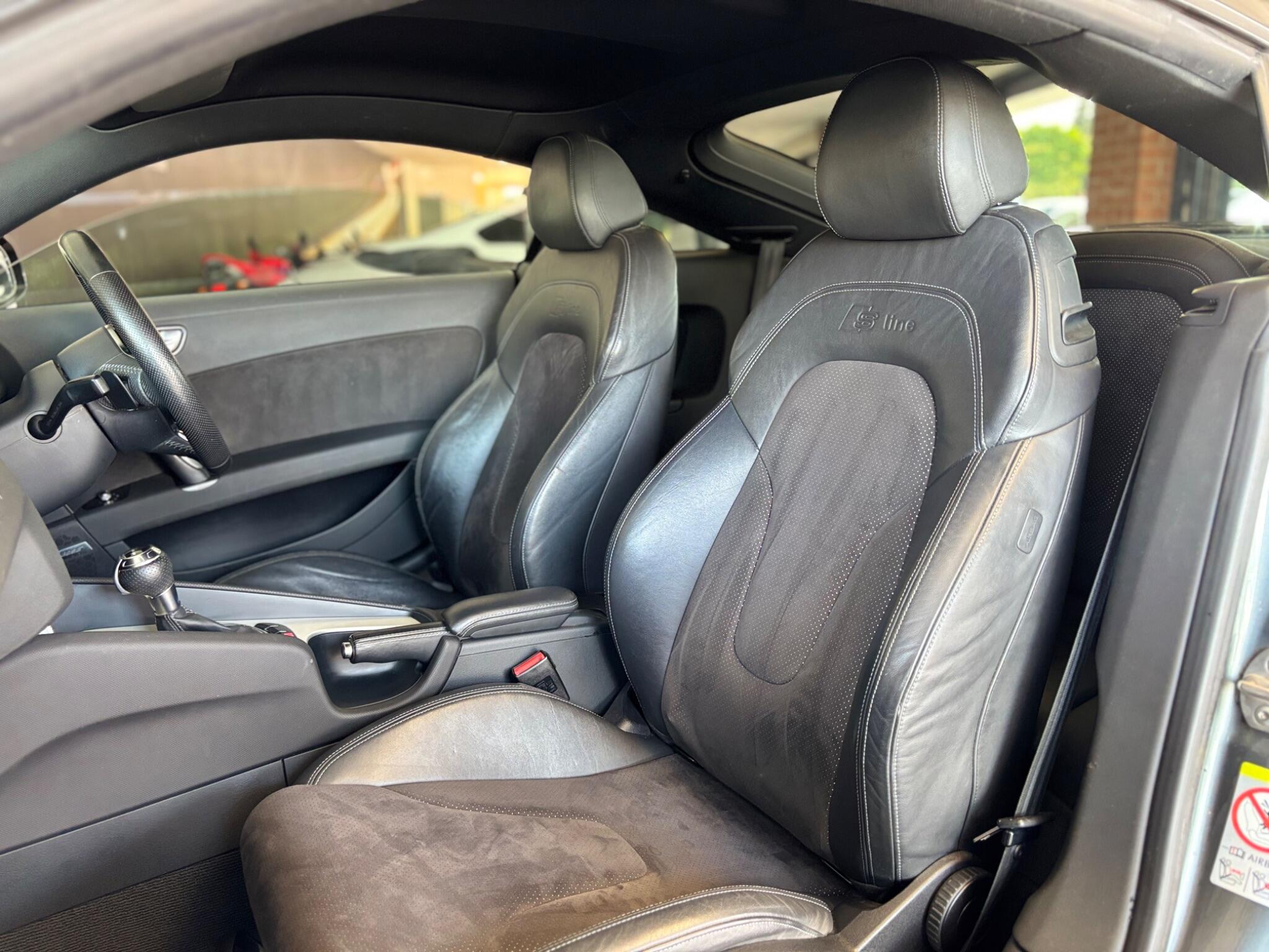 Audi TT view 32