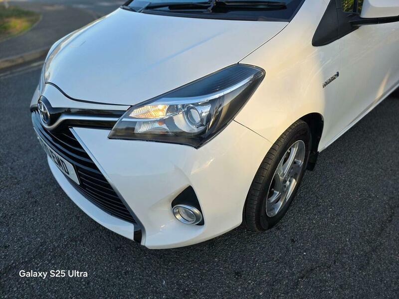 Toyota Yaris view 17