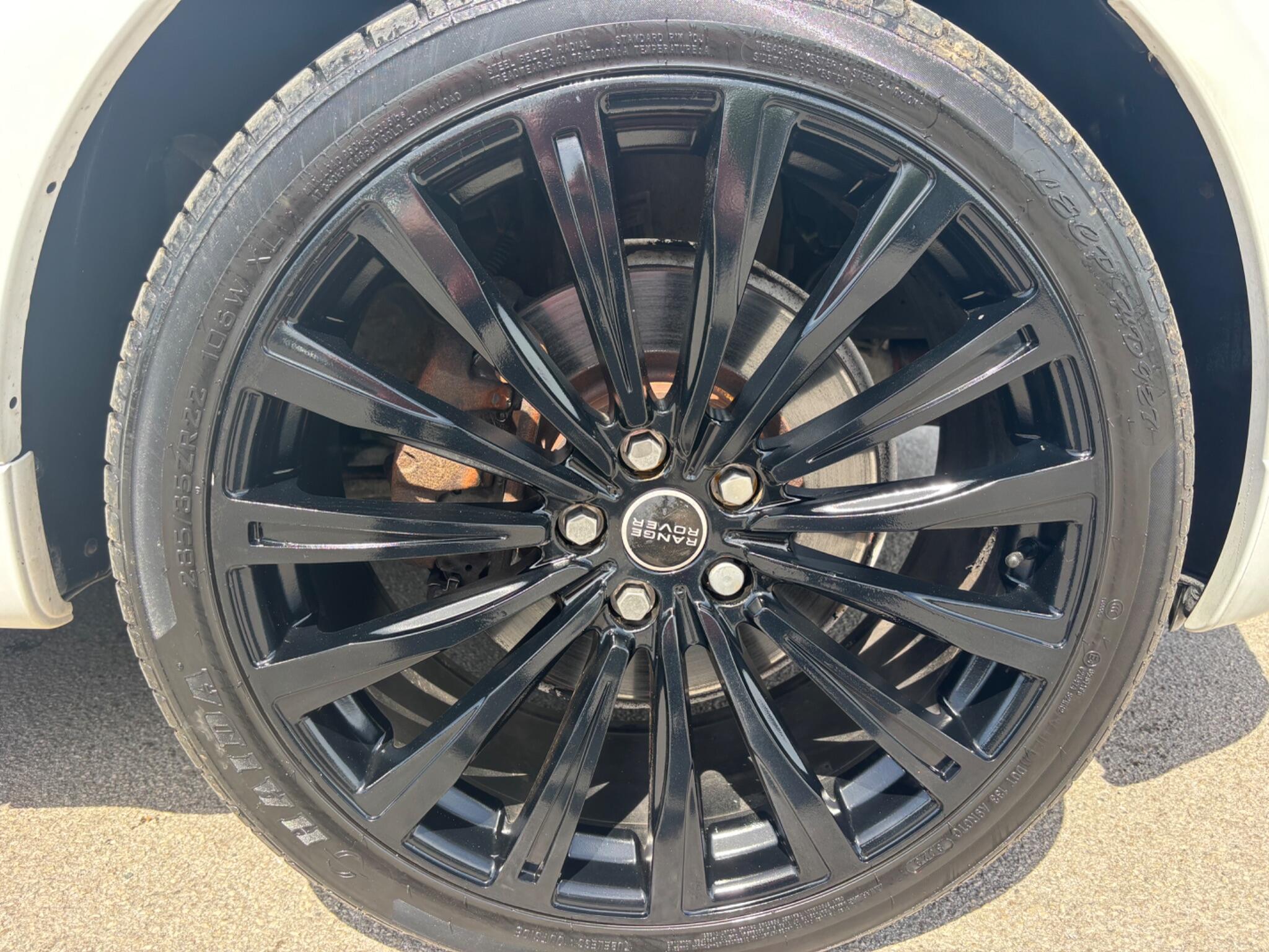 Land Rover Range Rover Sport view 9
