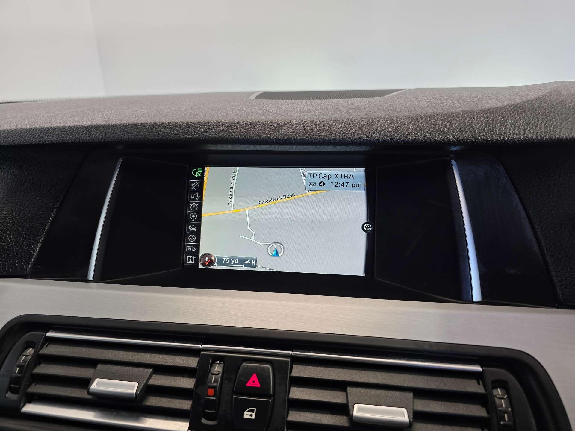 BMW 5 Series view 22