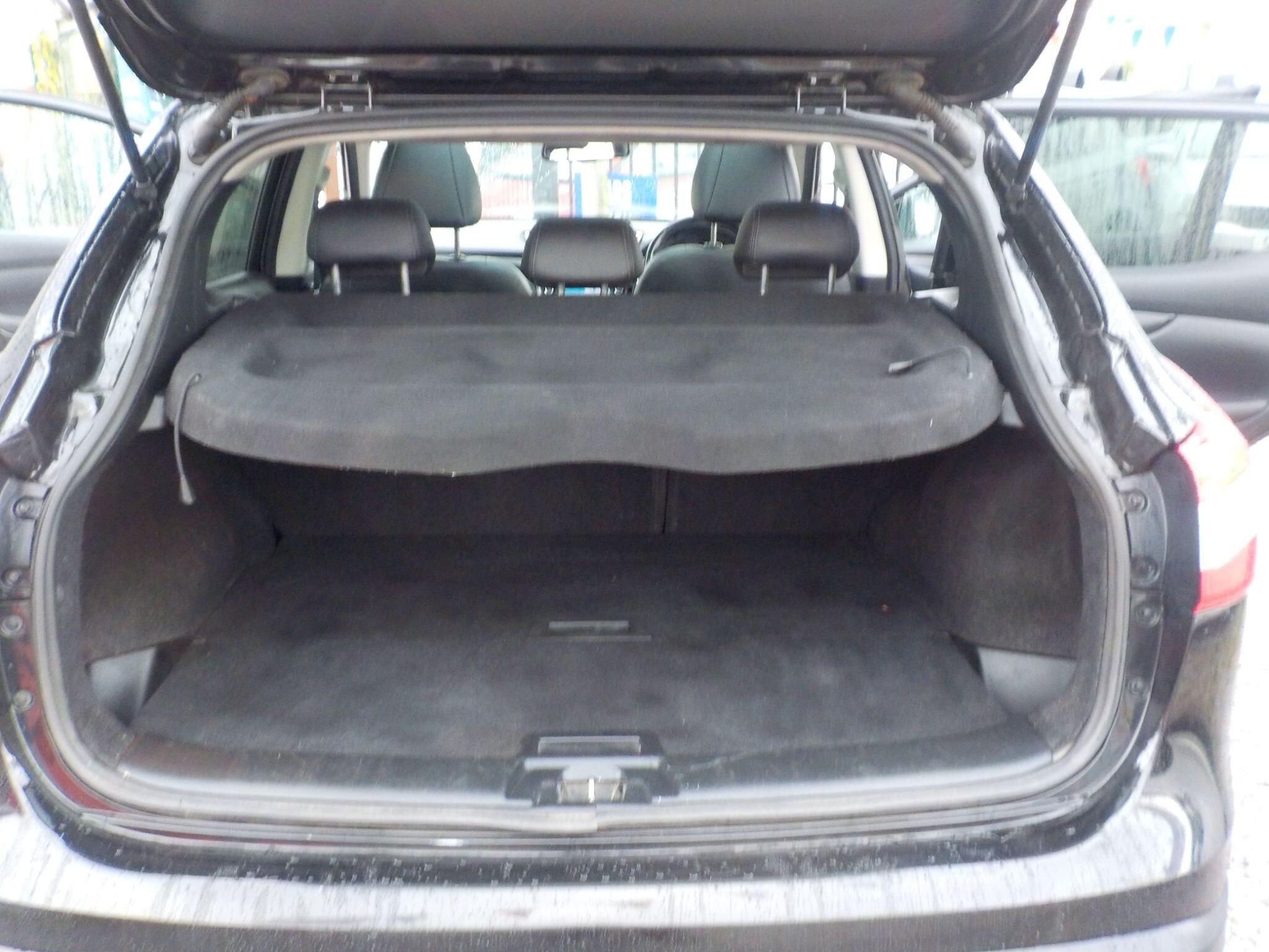 Nissan Qashqai 1.5 dCi Tekna 2WD Euro 6 (s/s) 5dr