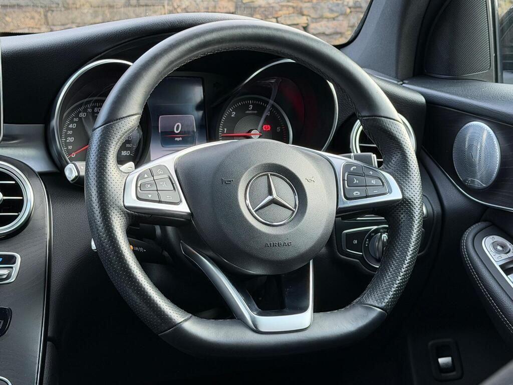 Mercedes-Benz GLC view 26