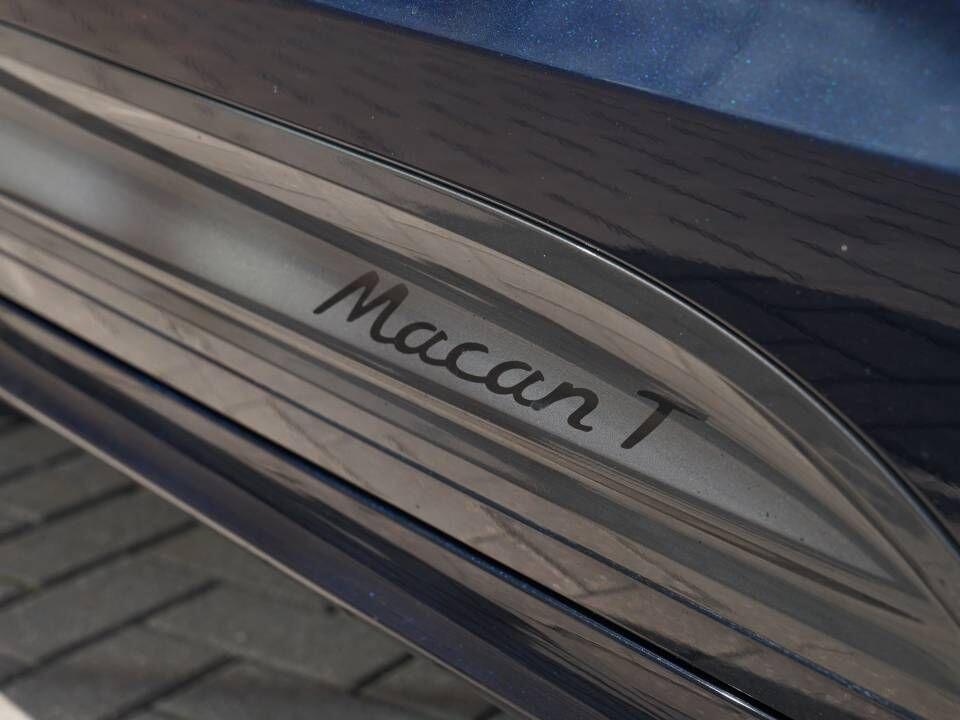 Porsche Macan view 46