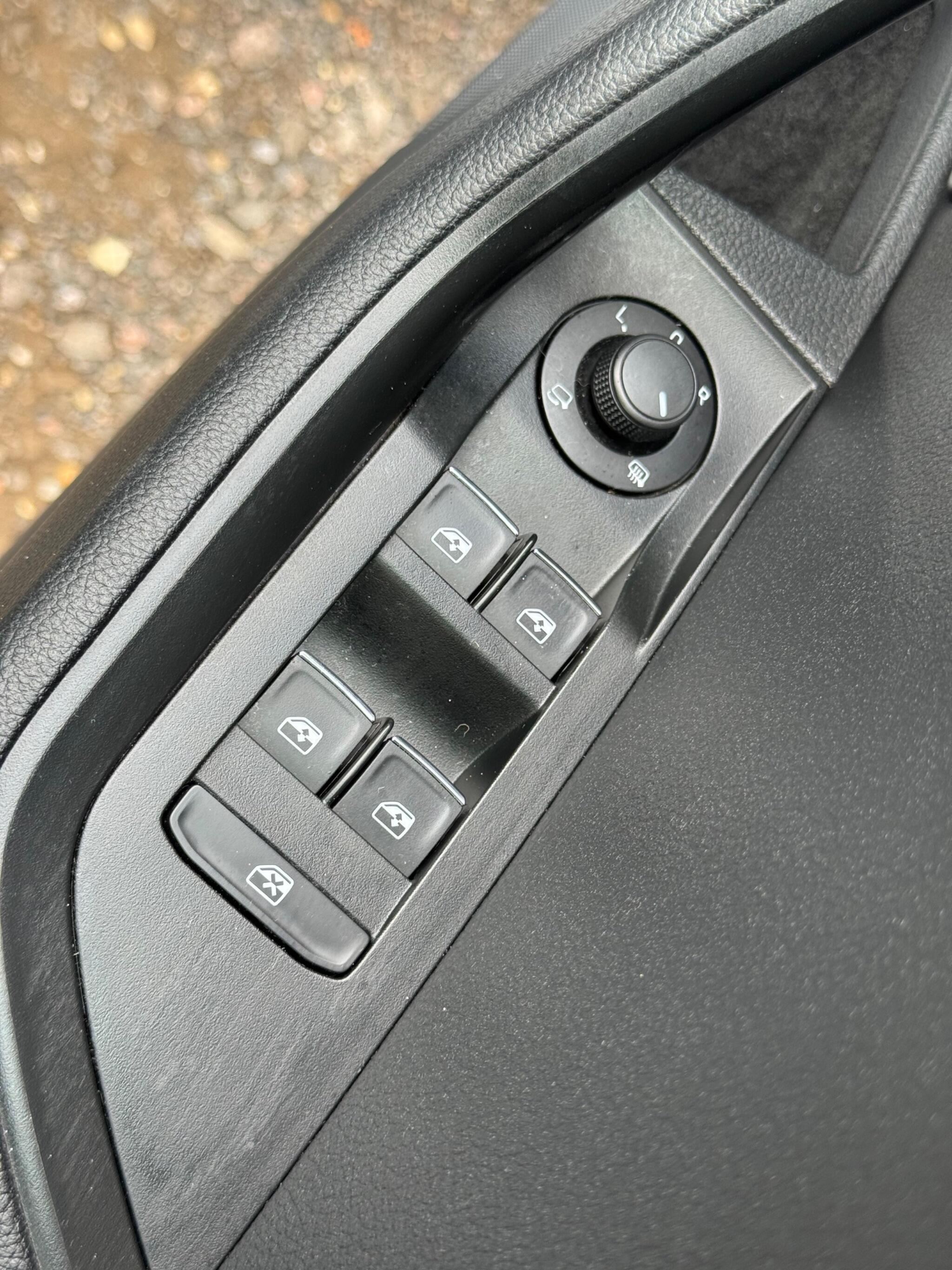 Skoda Superb view 33