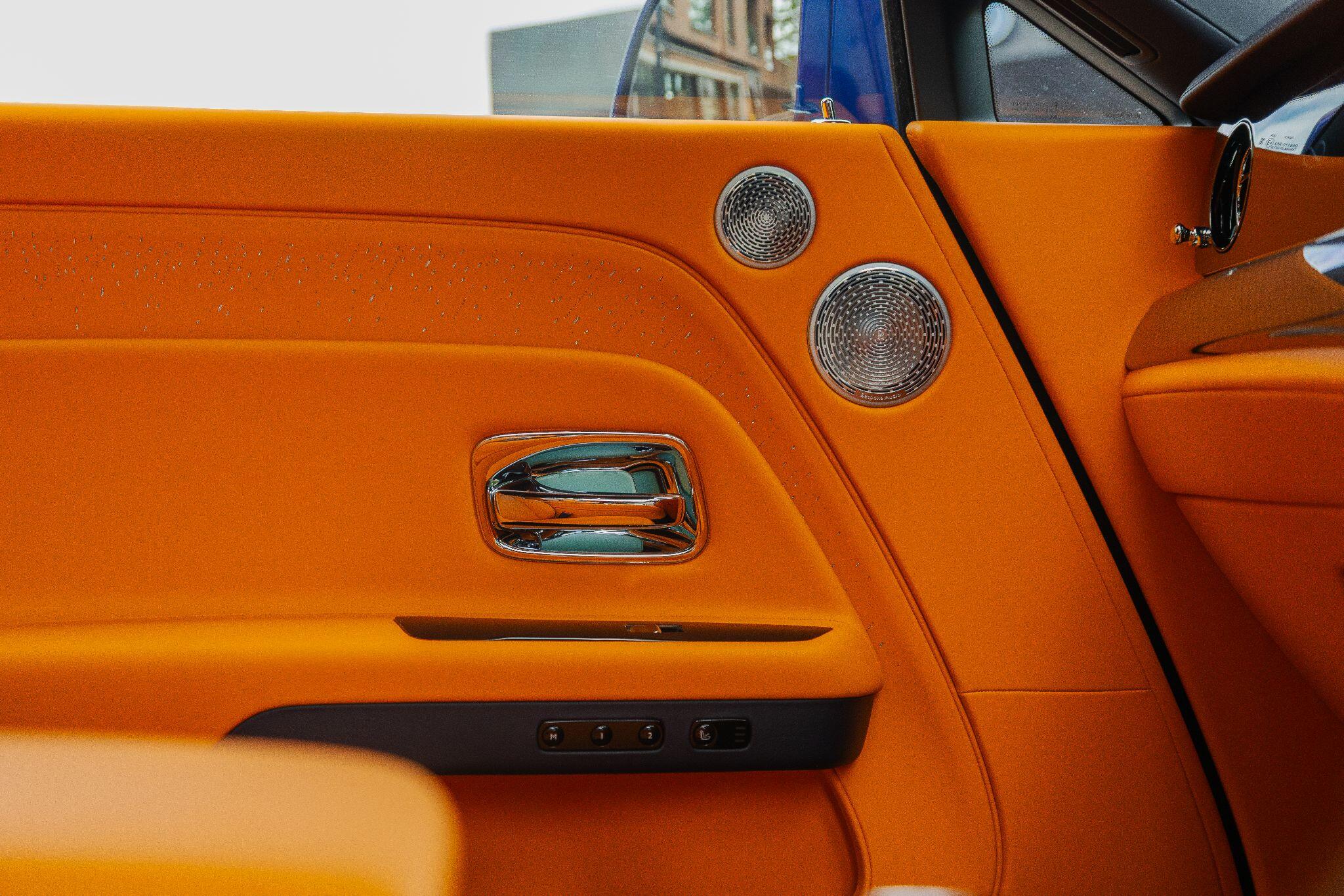 Rolls-Royce Spectre view 32